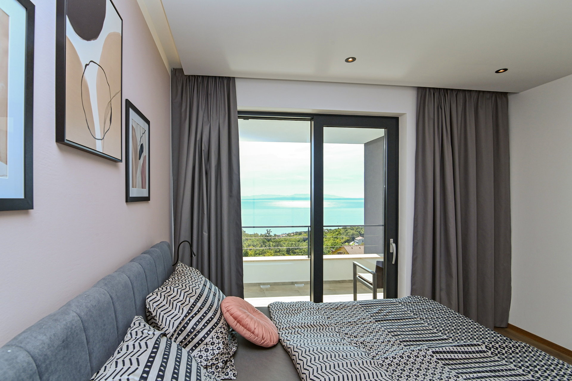 Villa Vista Sul Mare with Pool