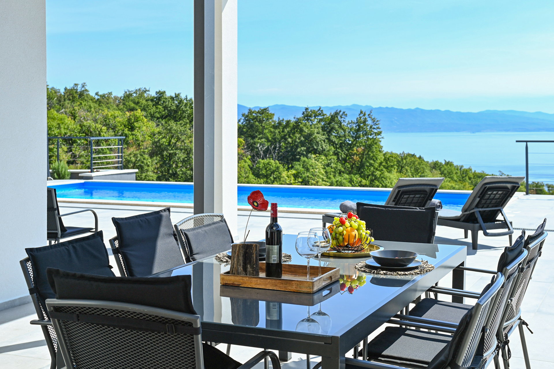 Villa Vista Sul Mare with Pool