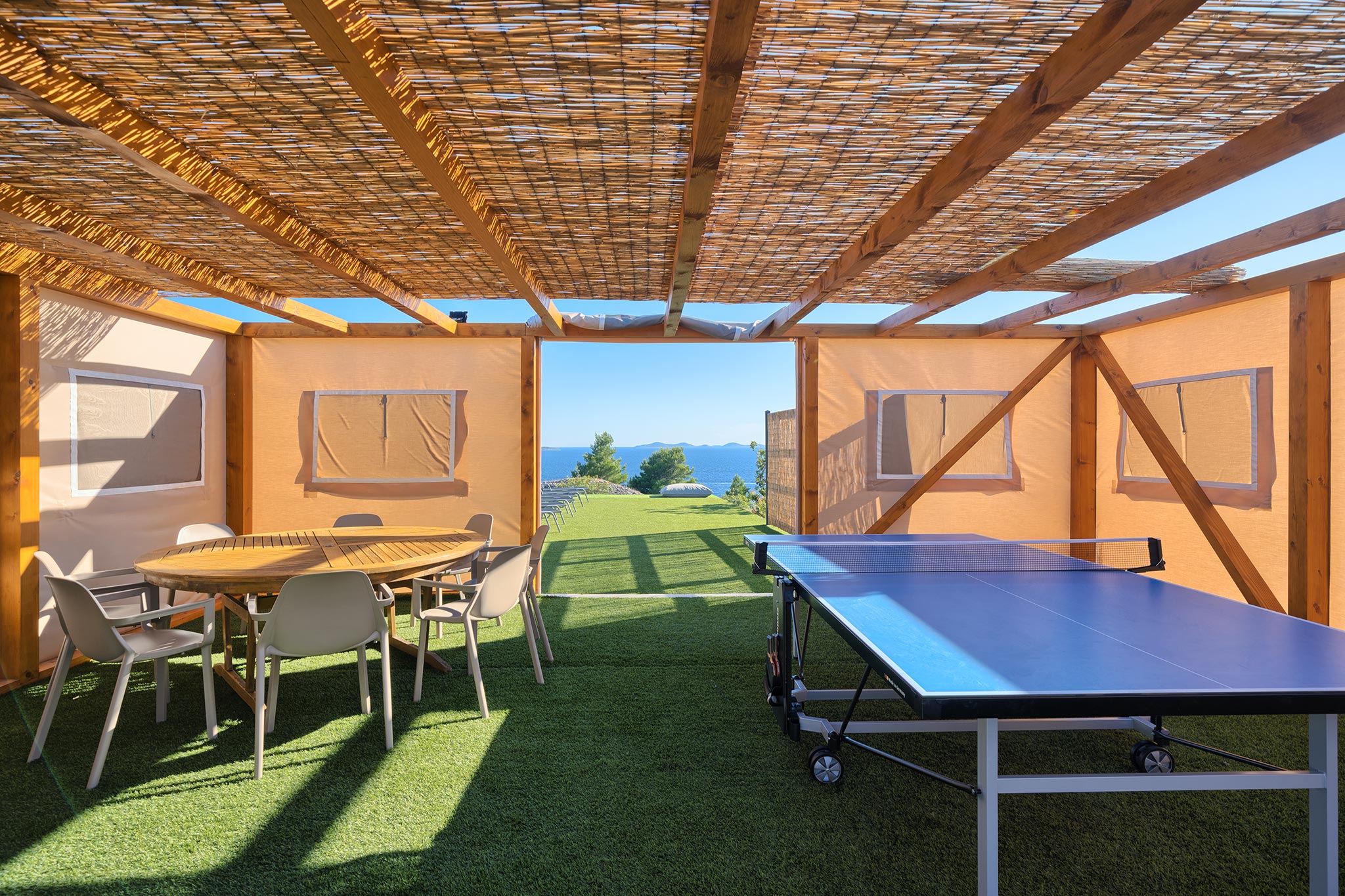 Villa New Horizons with Pool IV