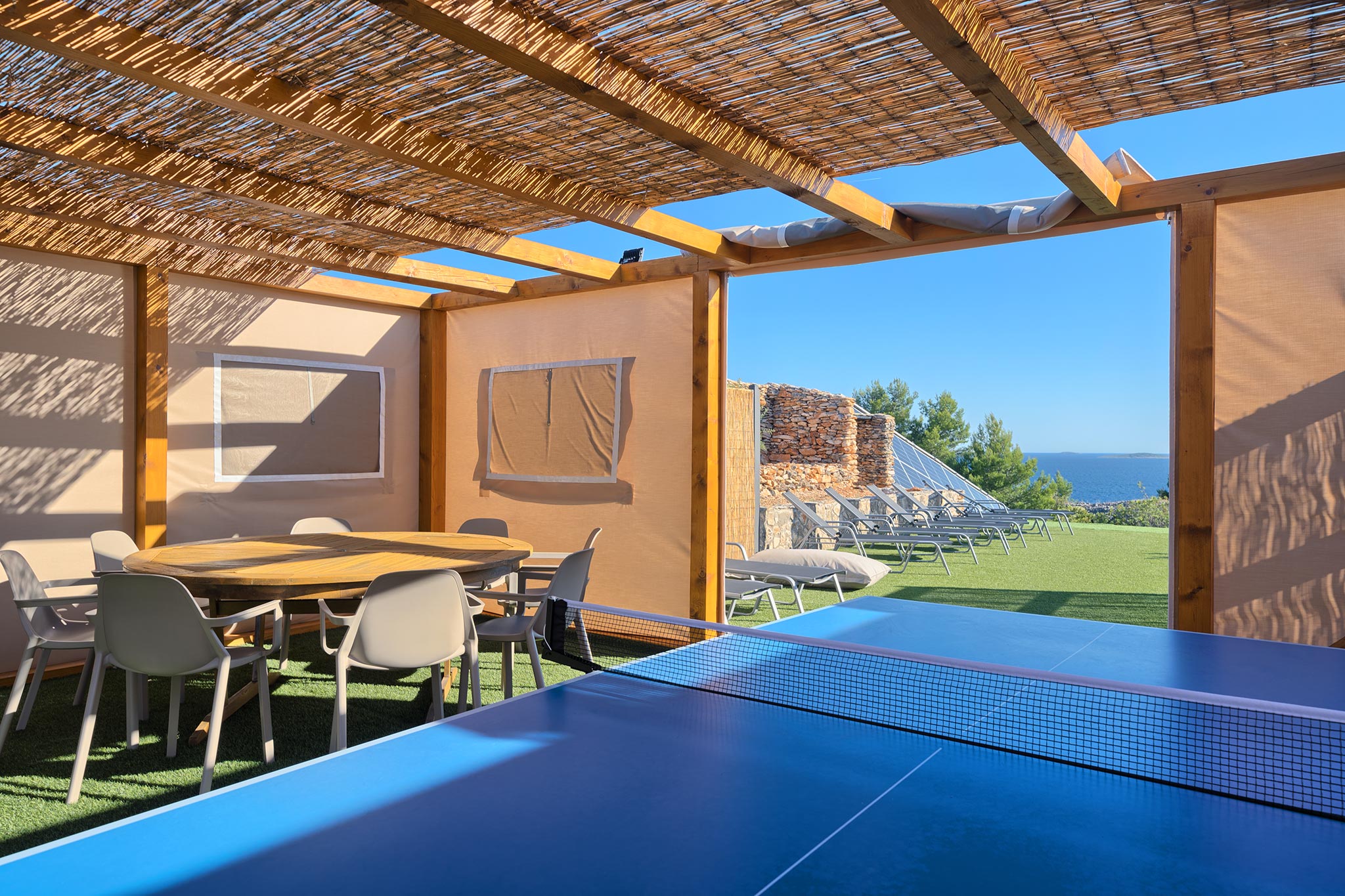 Villa New Horizons with Pool IV
