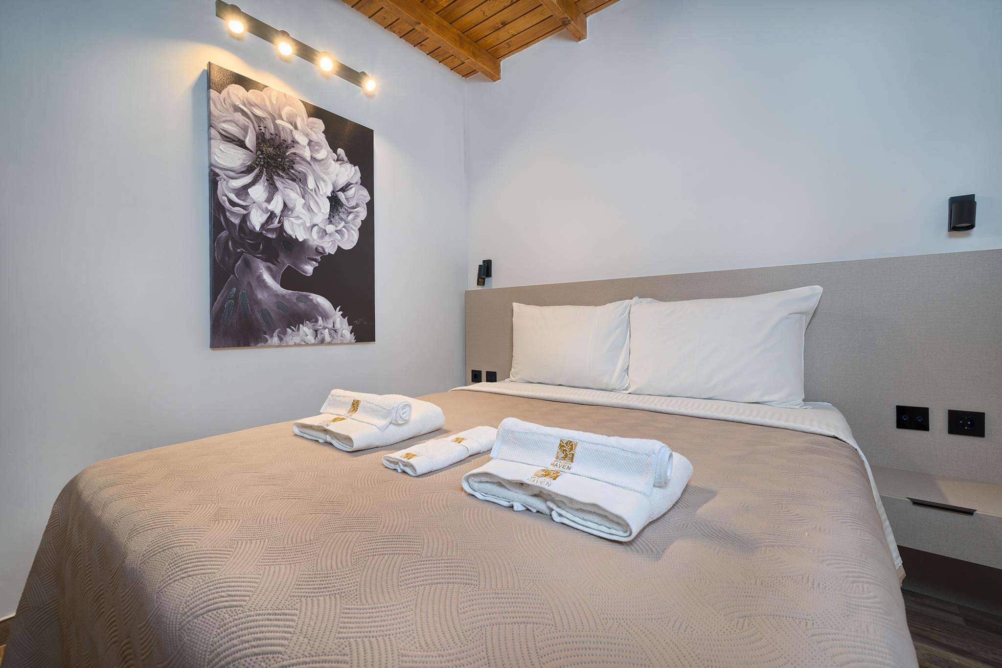 Villa New Horizons with Pool IV