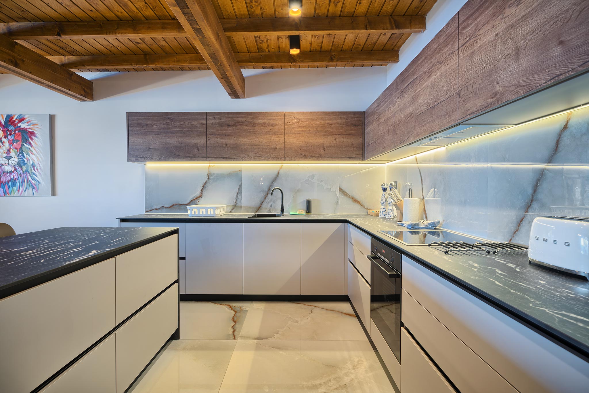 Villa New Horizons with Pool IV