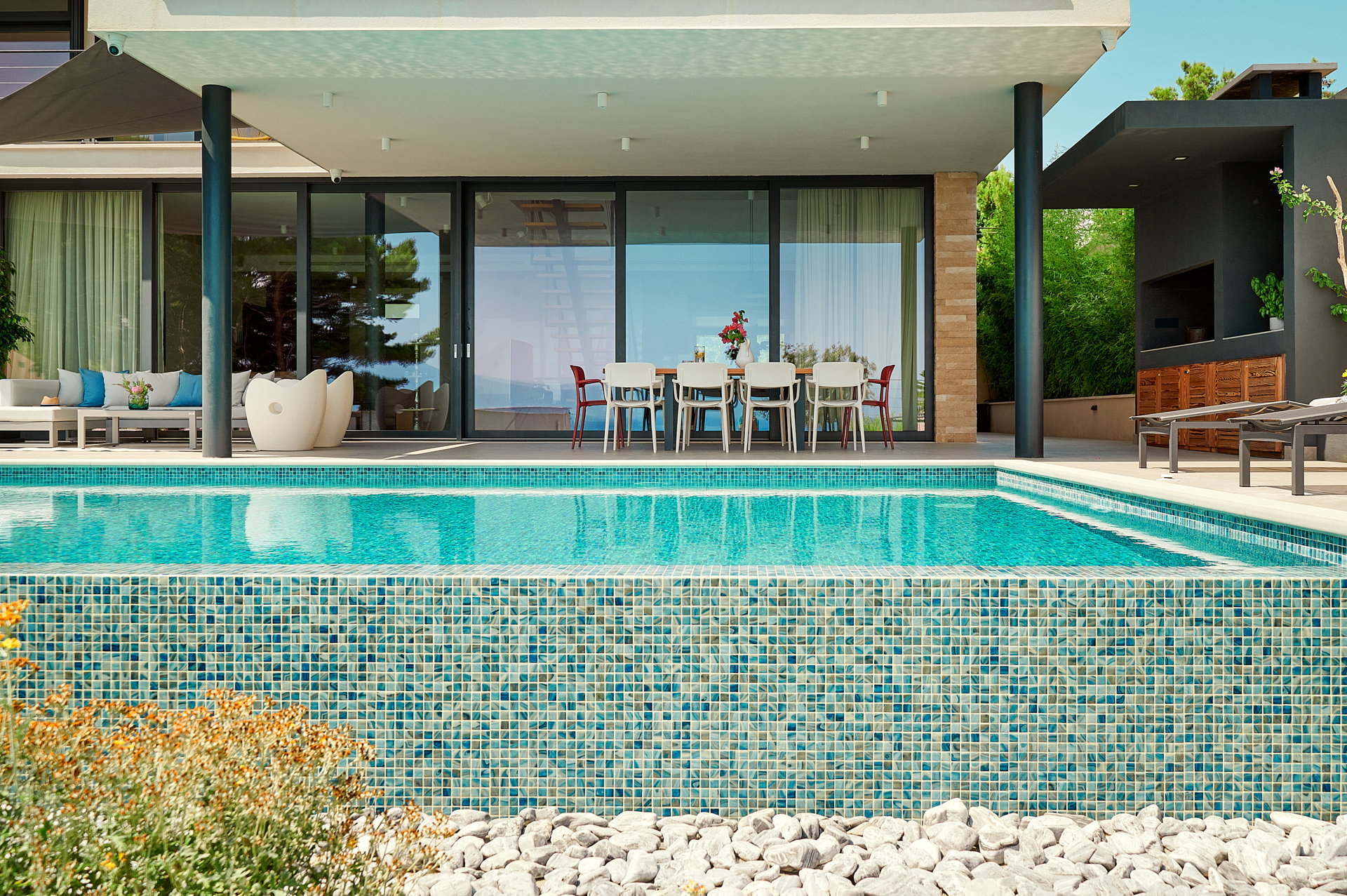 Beachfront Villa Aqua Haven with Pool