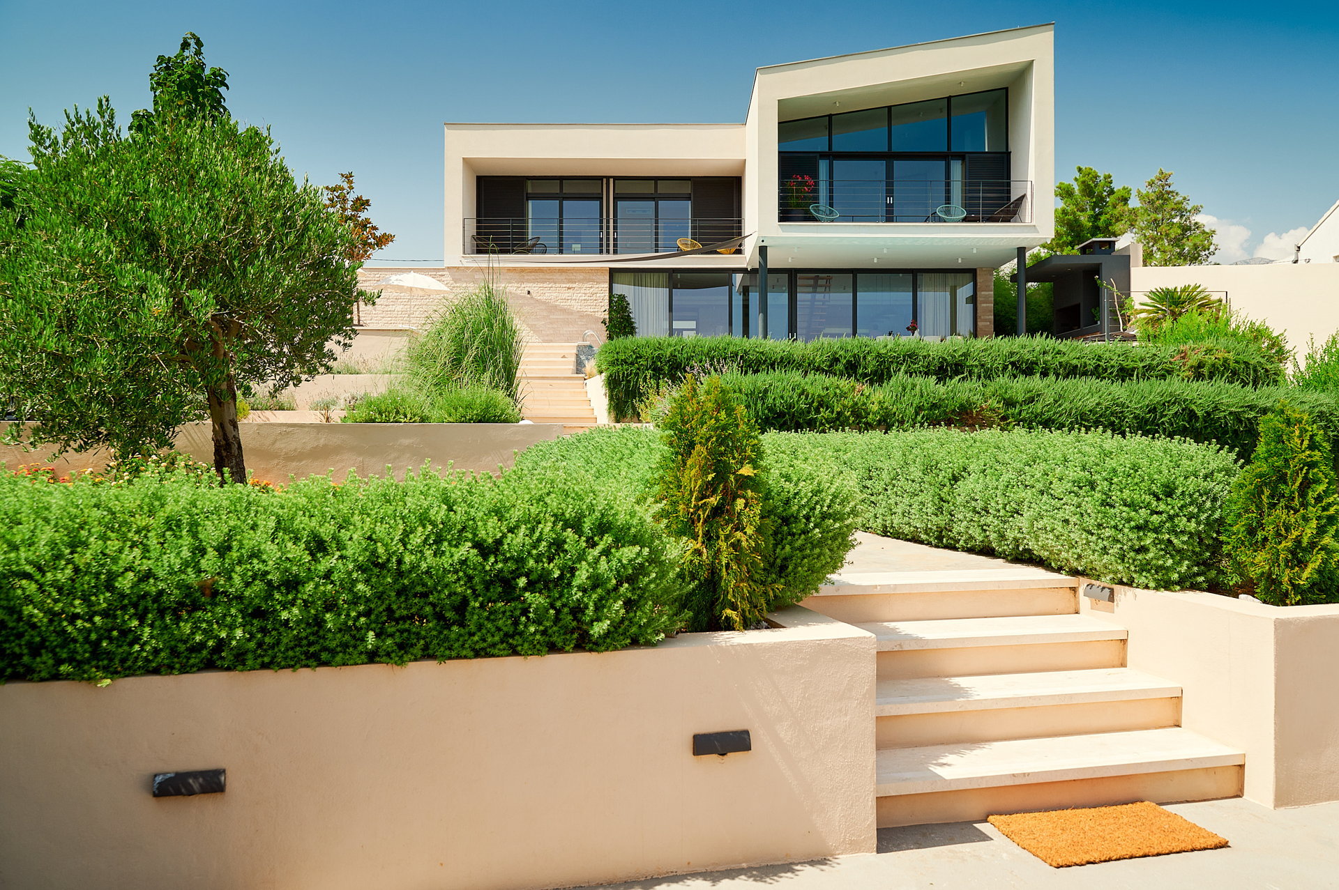 Beachfront Villa Aqua Haven with Pool