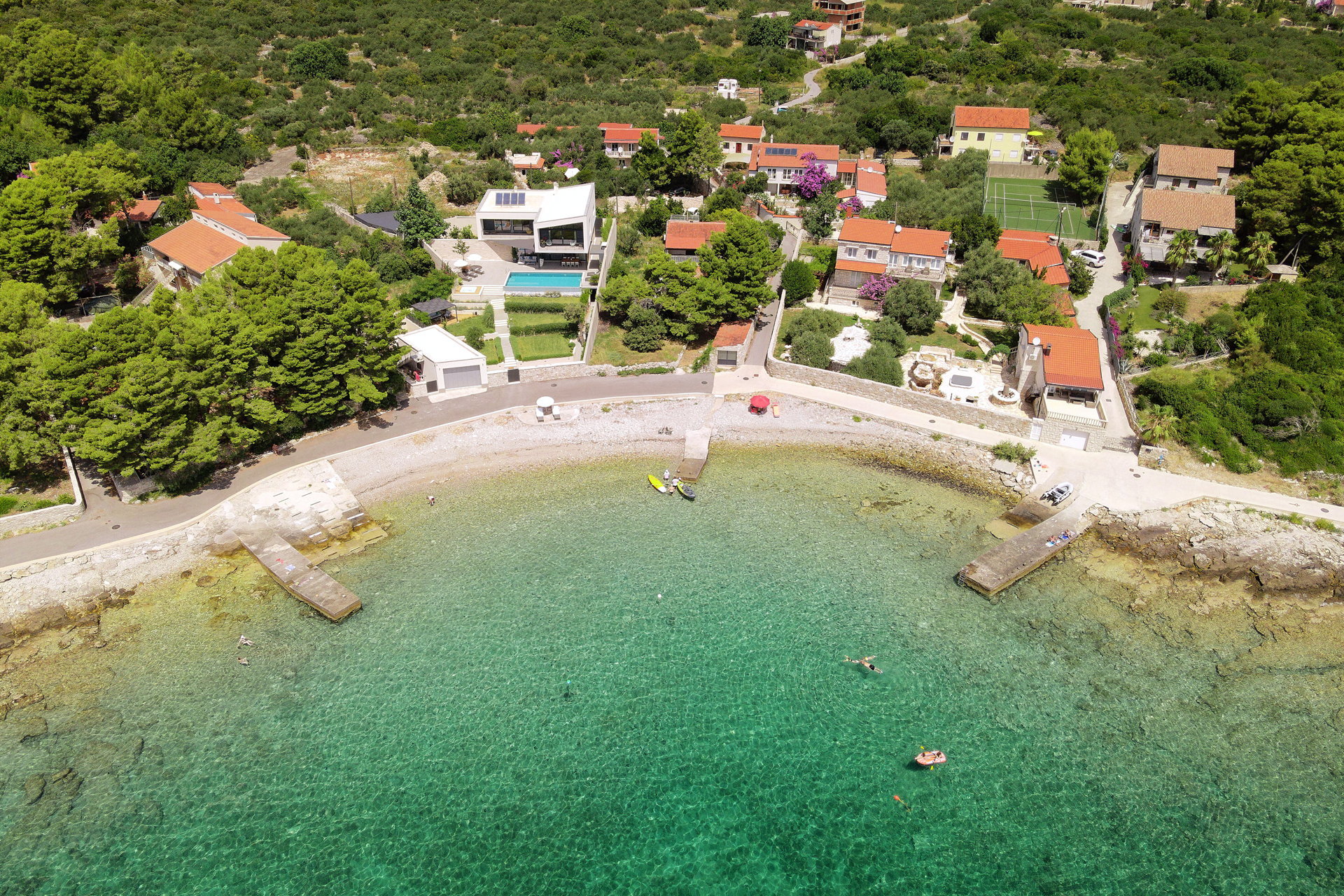Beachfront Villa Aqua Haven with Pool