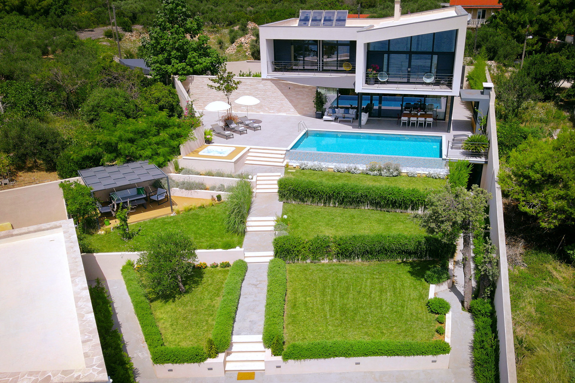 Beachfront Villa Aqua Haven with Pool