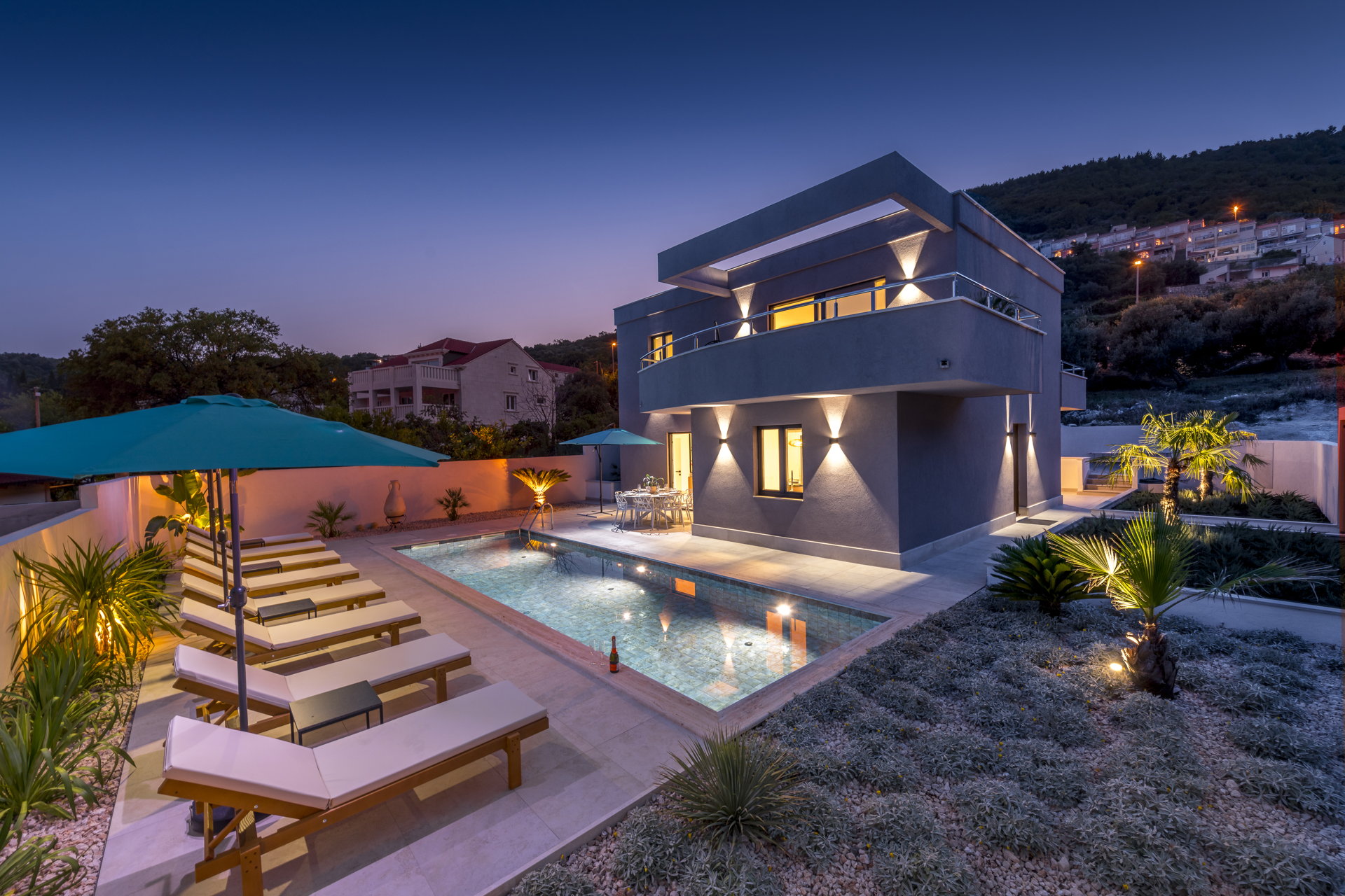 Villa Siente with Pool