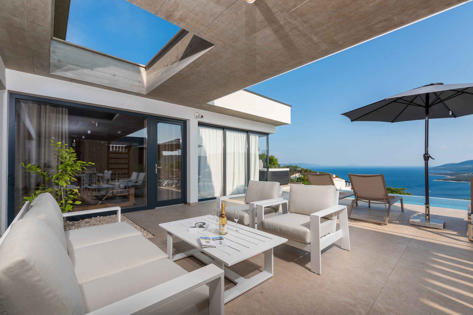 Luxury Villa Horizonte with Pool
