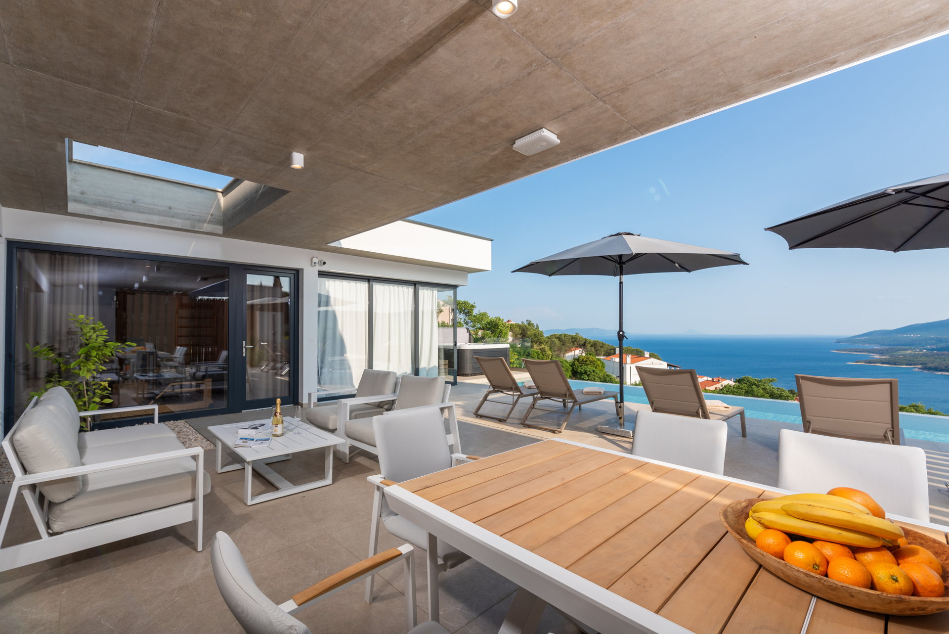 Luxury Villa Horizonte with Pool