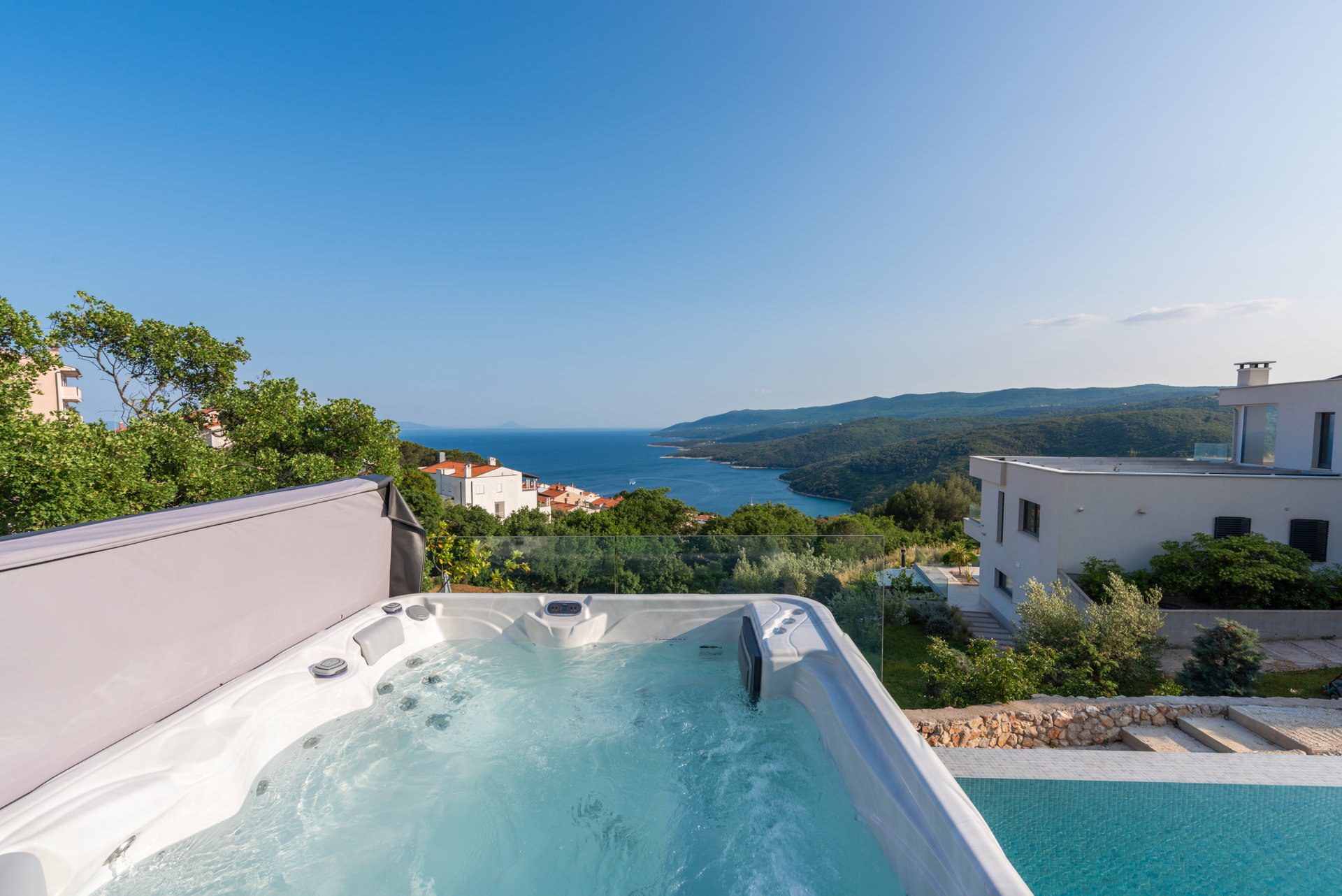 Luxury Villa Horizonte with Pool