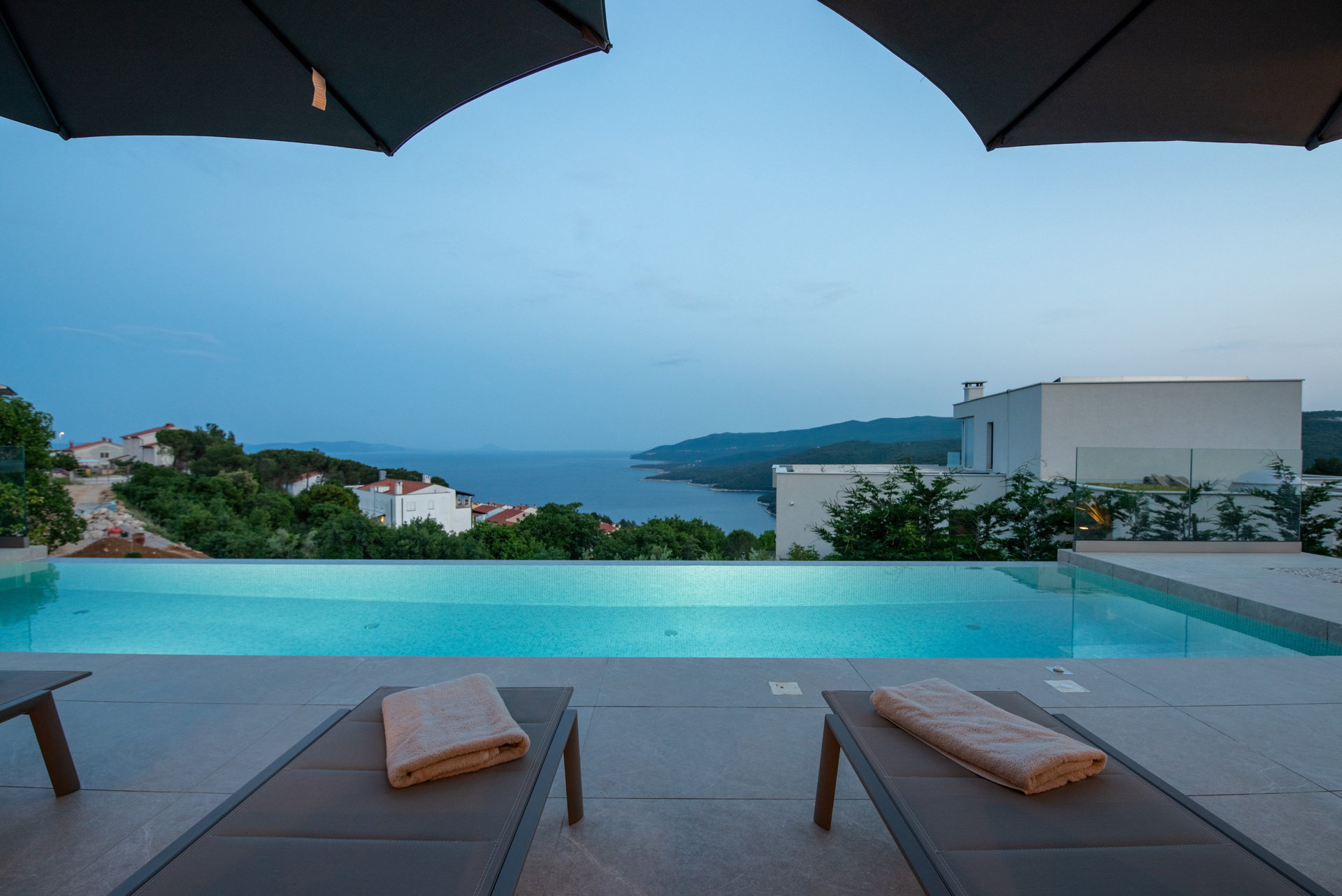 Luxury Villa Horizonte with Pool