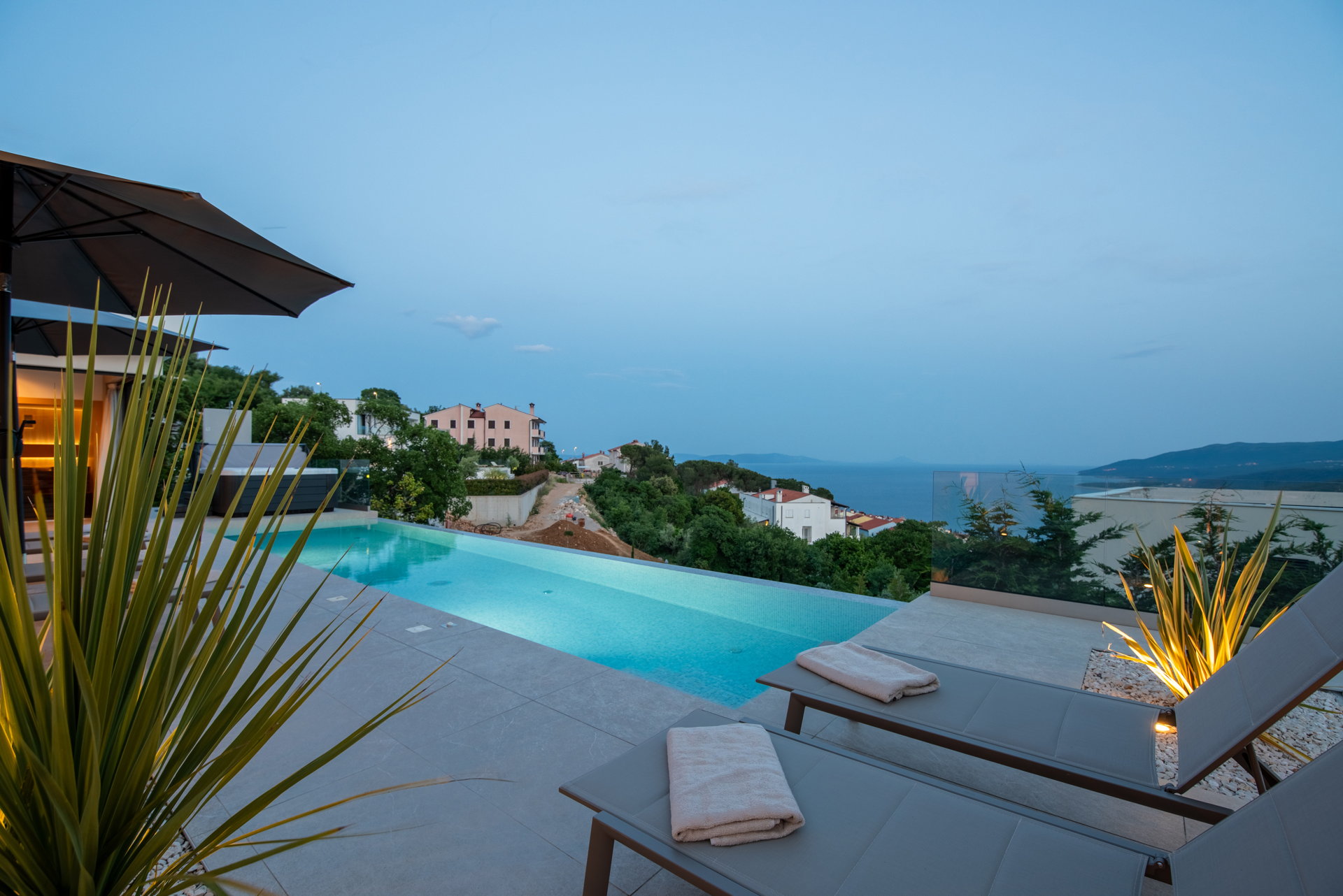 Luxury Villa Horizonte with Pool
