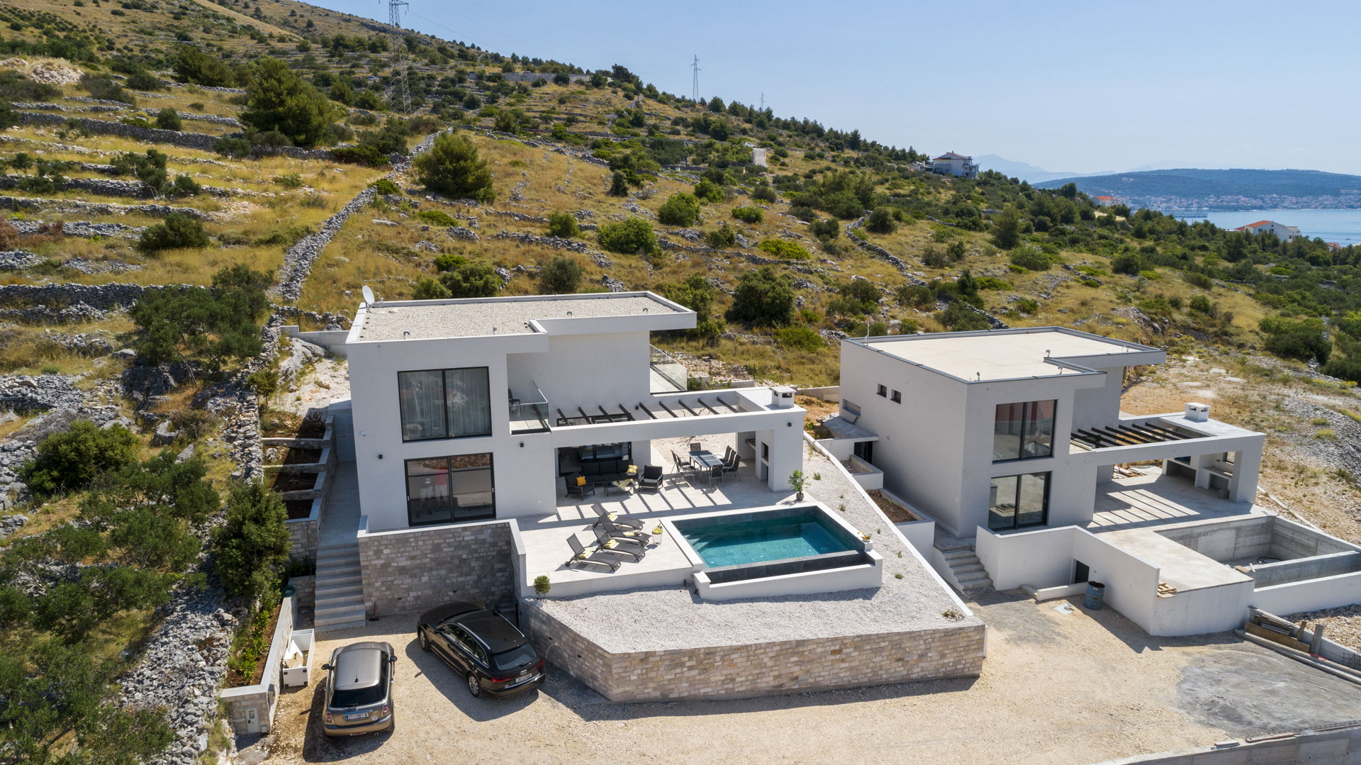 Villa Eoni with Infinity Pool