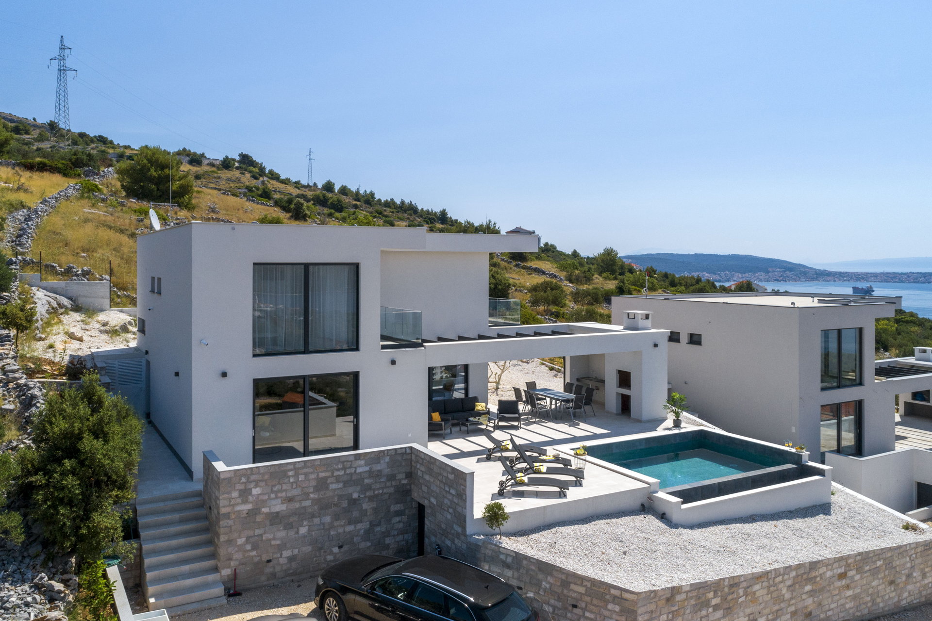 Villa Eoni with Infinity Pool