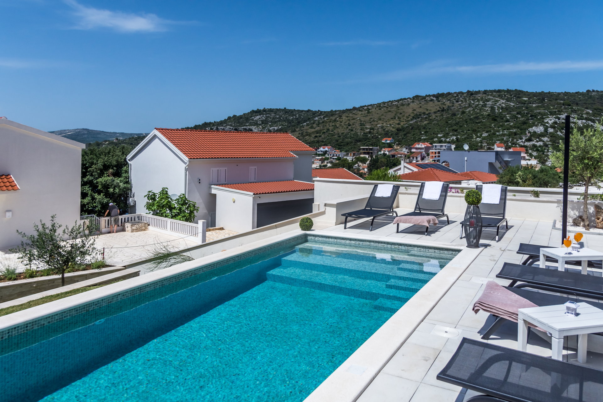 Villa Charming with Pool