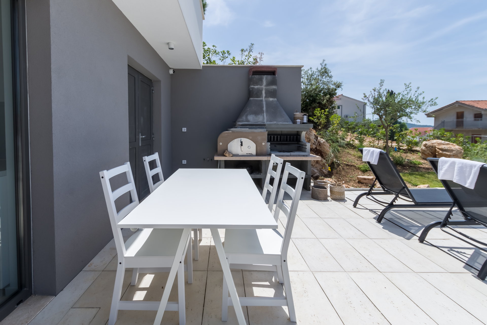 Villa Charming with Pool