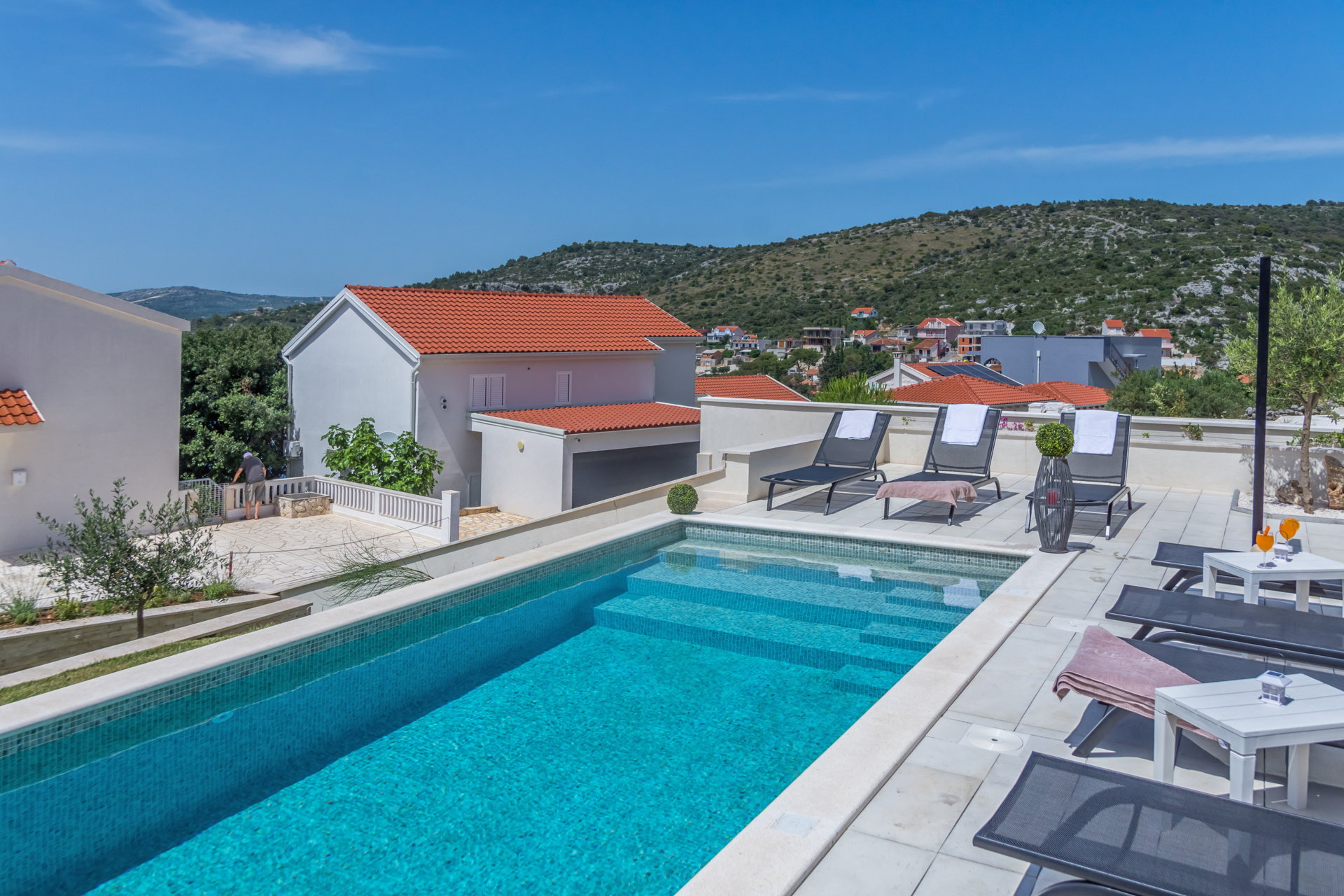Villa Charming with Pool