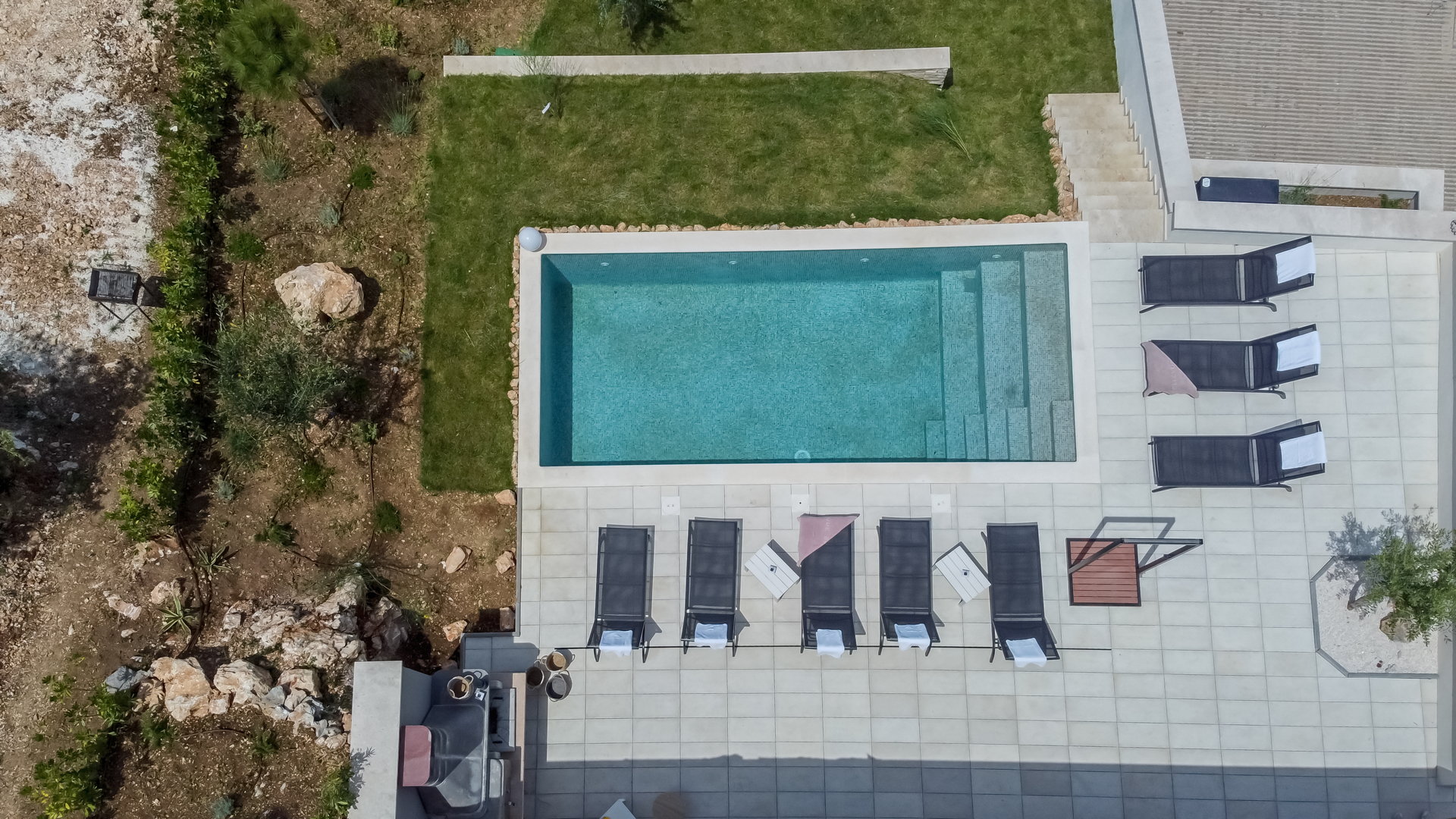 Villa Charming with Pool