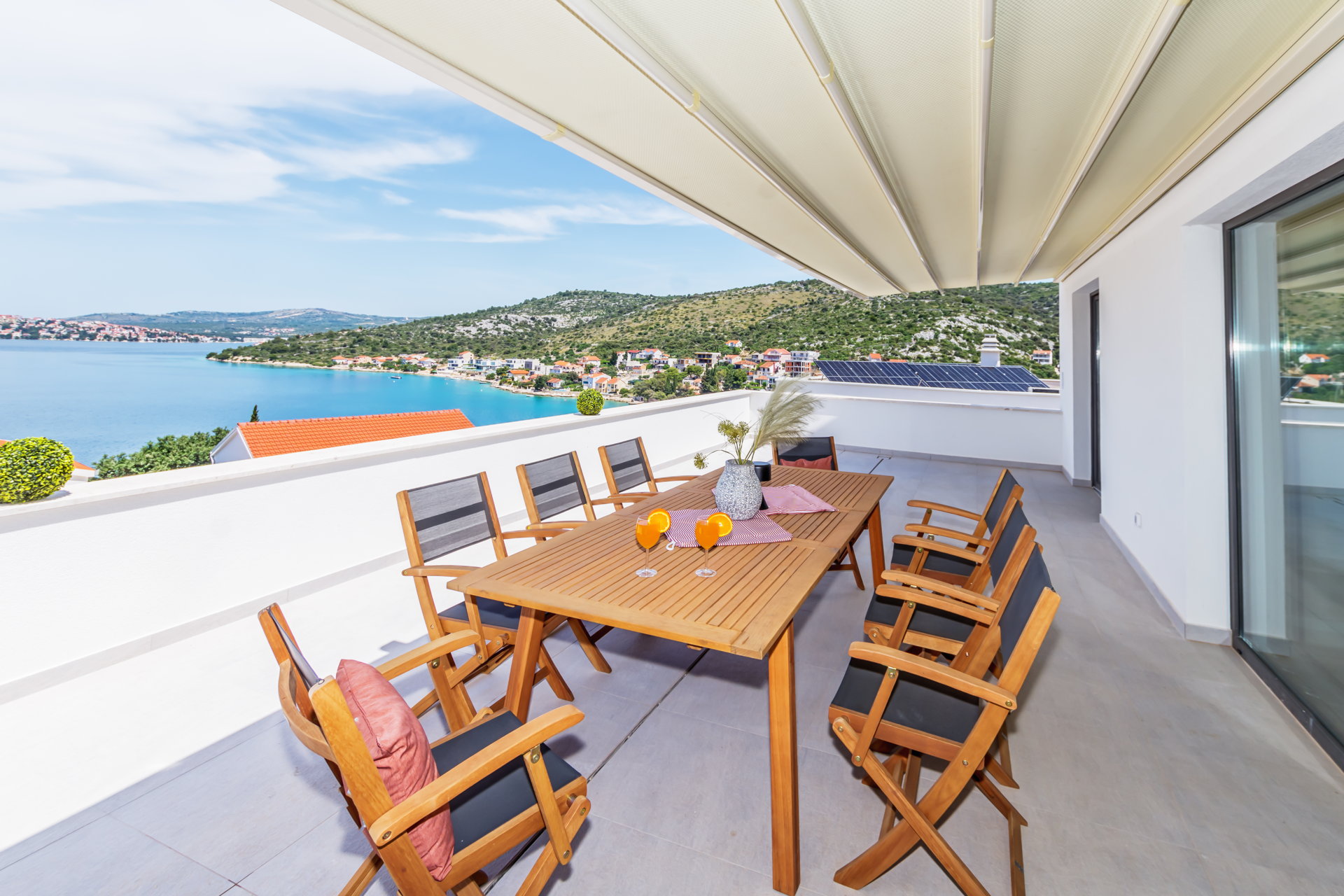 Villa Charming with Pool