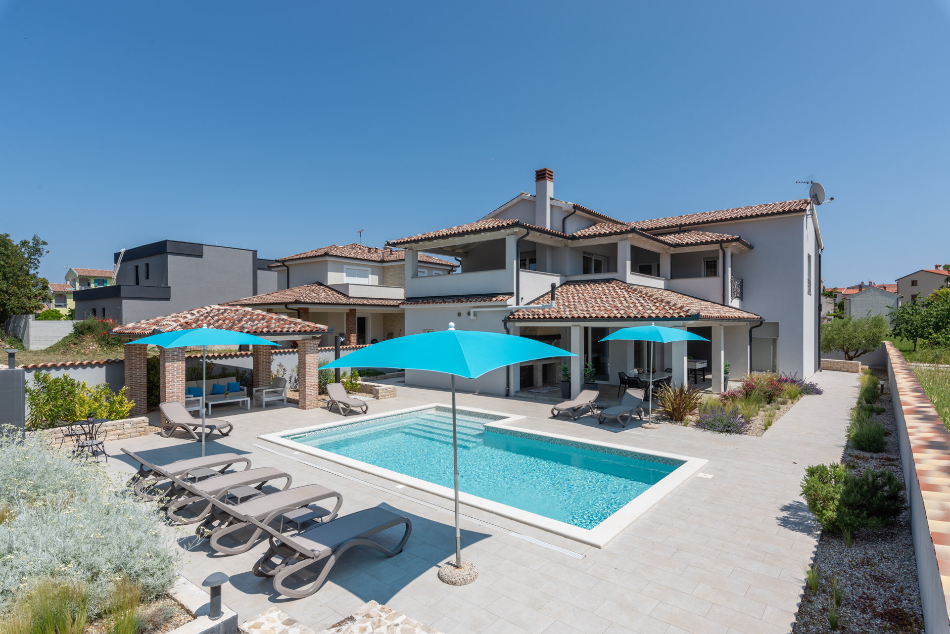 Villa Eclectica with Pool