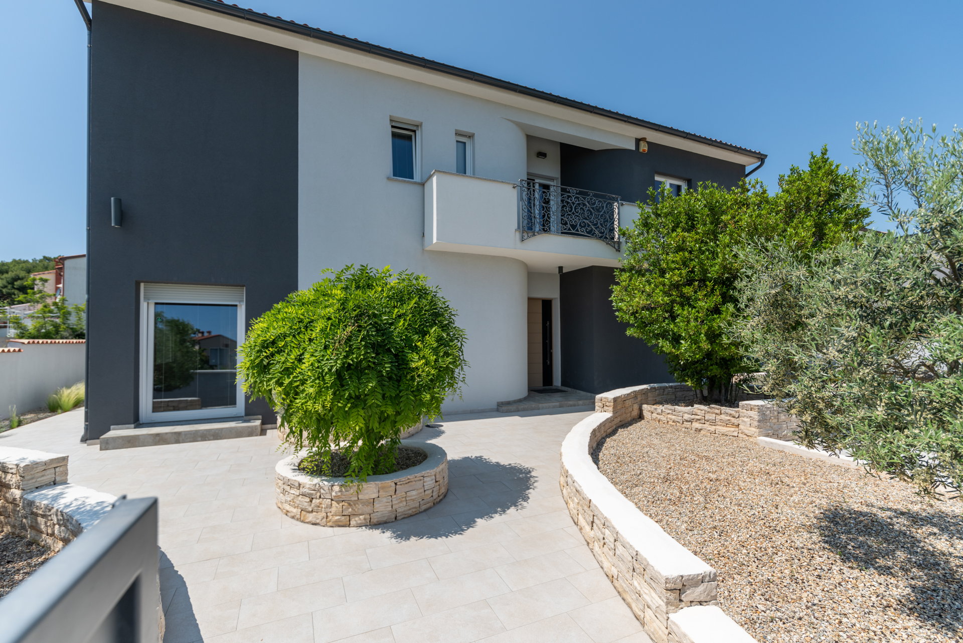 Villa Eclectica with Pool