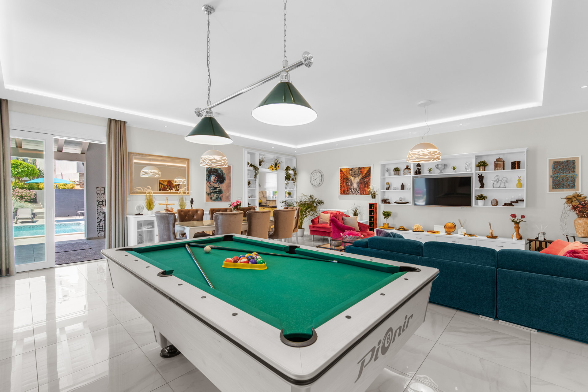 Villa Eclectica with Pool