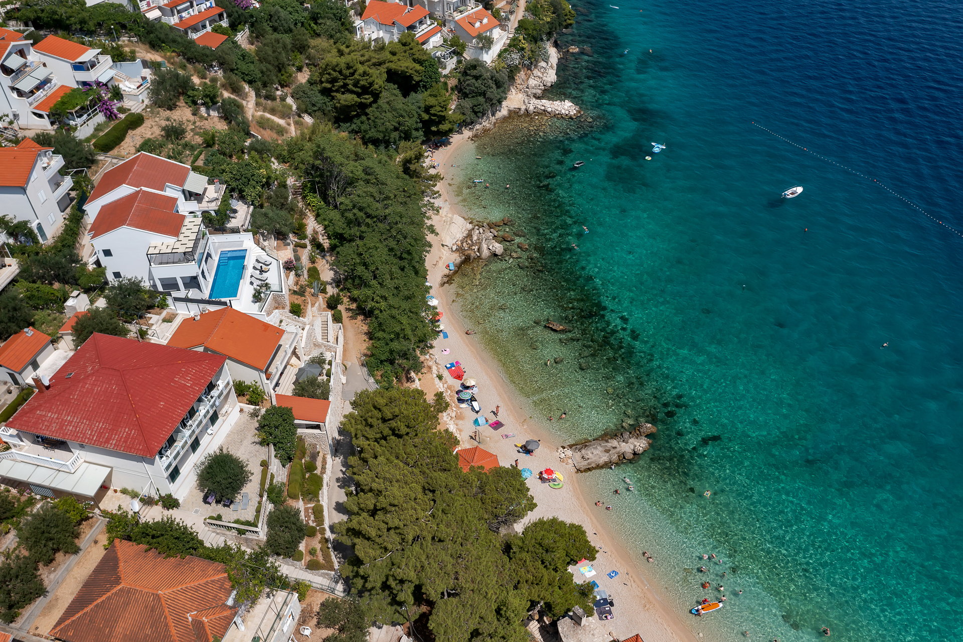 Beachfront Villa Immortelle with Pool