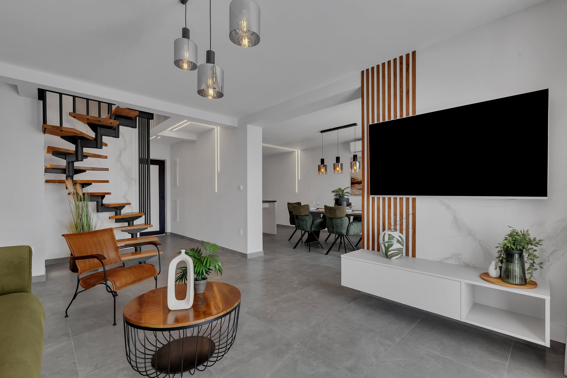 Beachfront Villa Immortelle with Pool