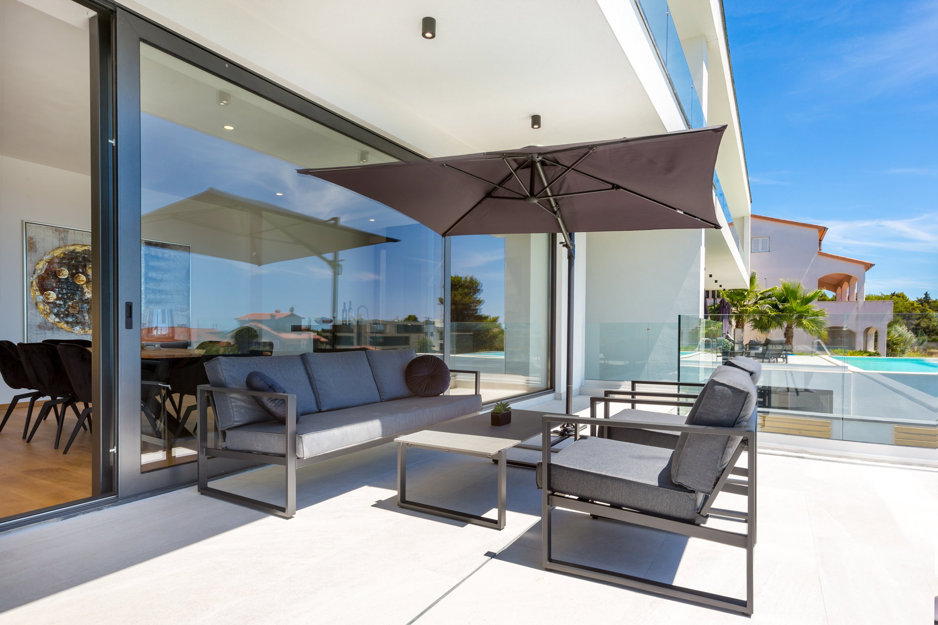 Luxury Villa Maroon with Pool