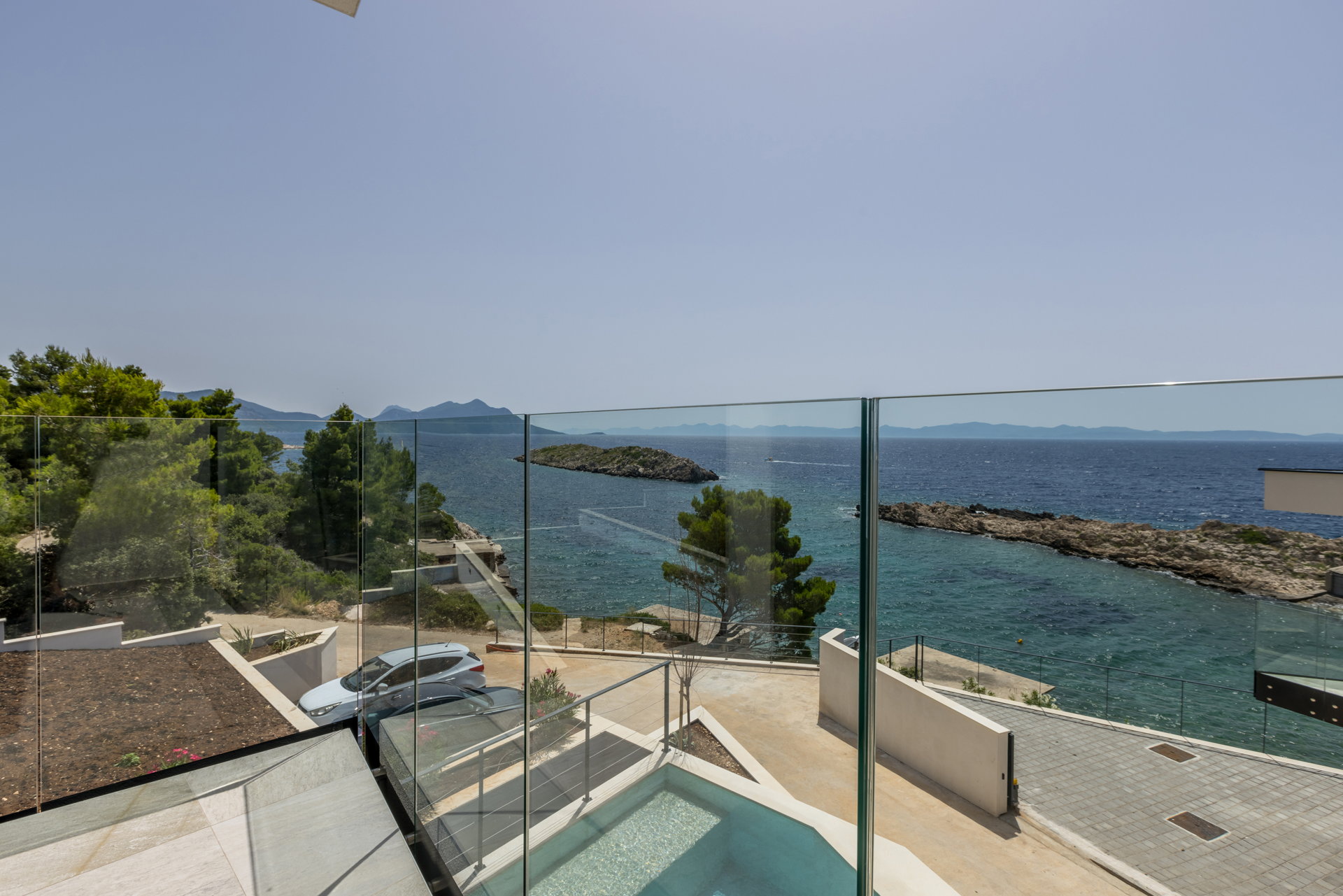 Beachfront Villa Fine Time with Pool I