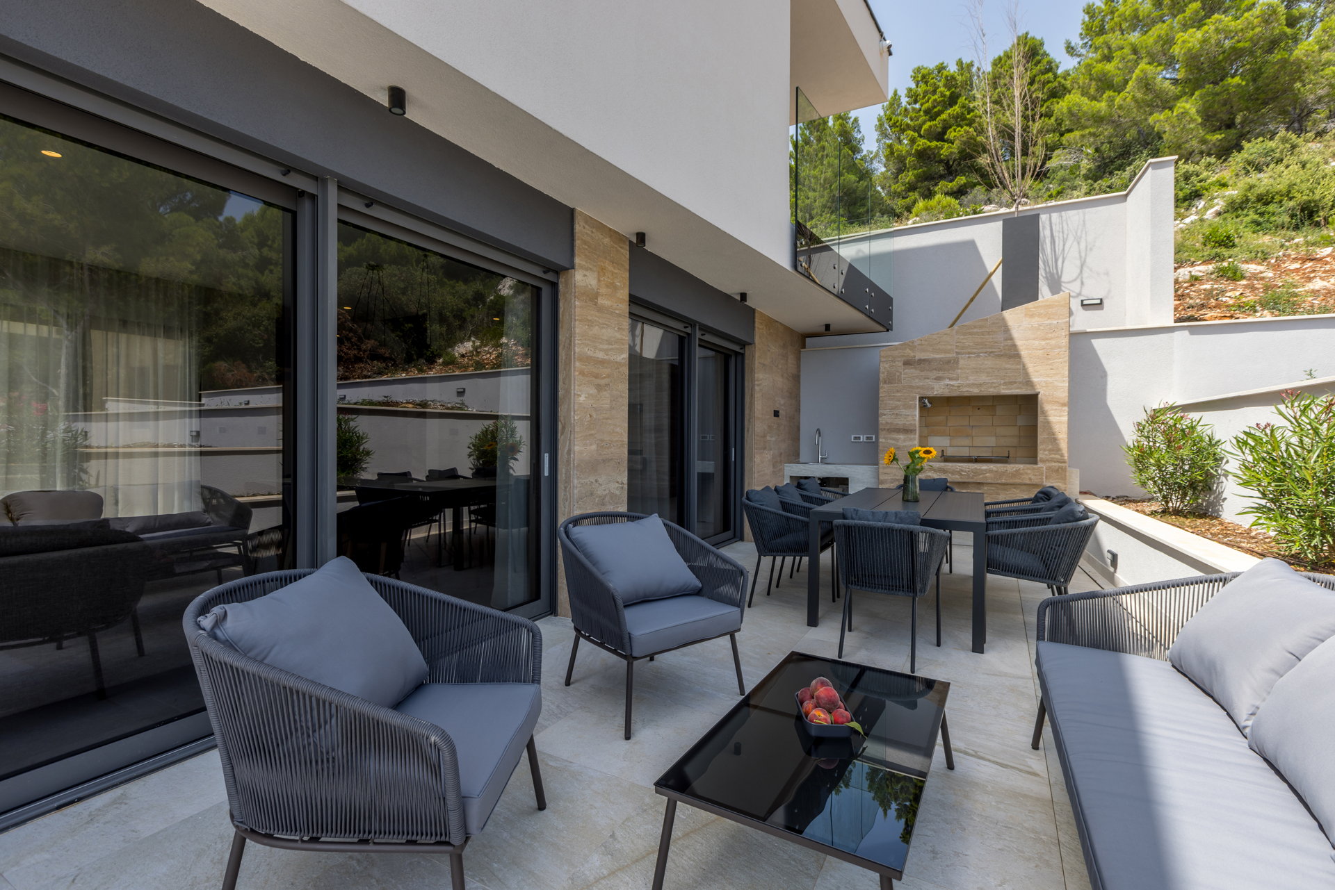 Beachfront Villa Fine Time with Pool I