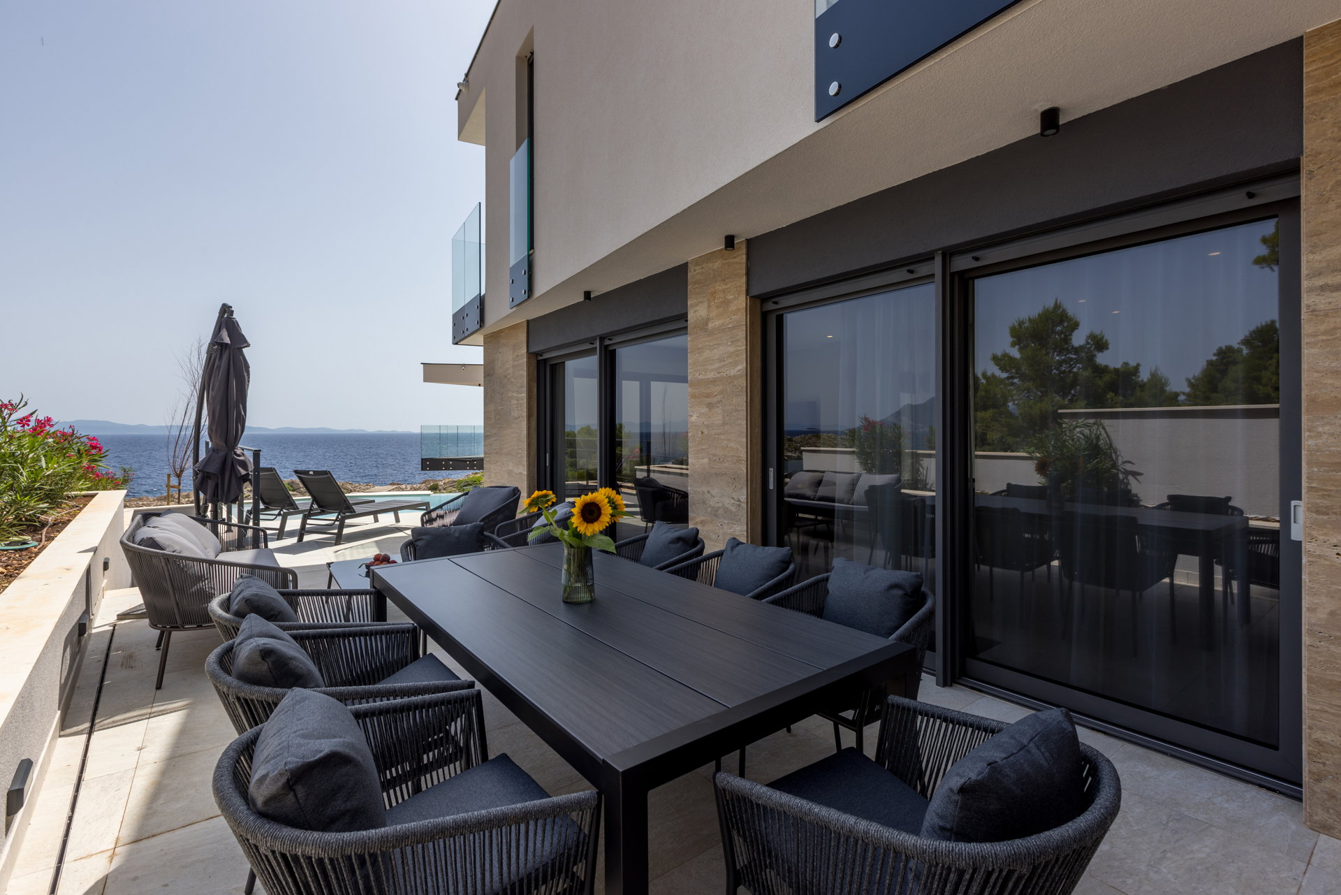 Beachfront Villa Fine Time with Pool I