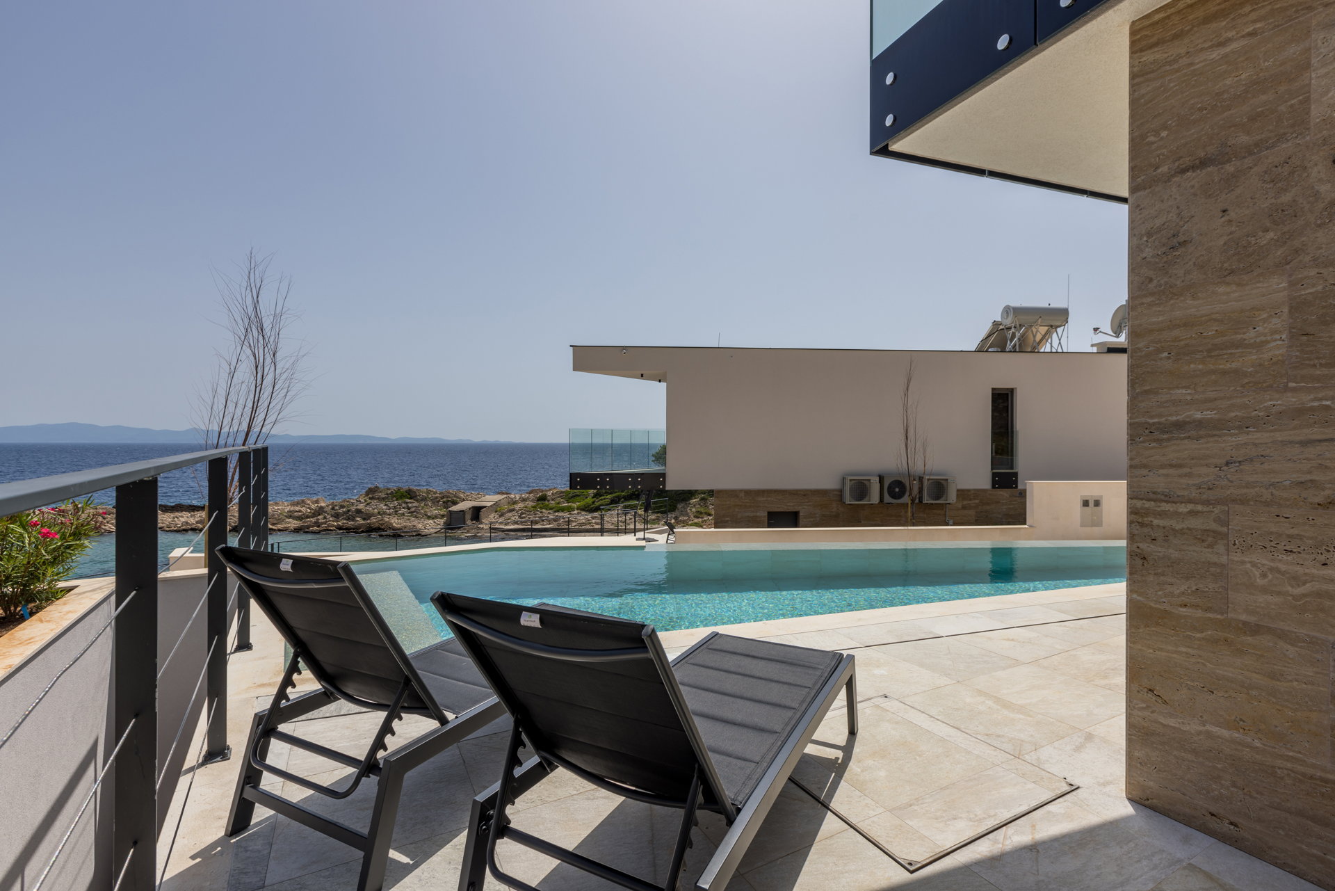 Beachfront Villa Fine Time with Pool I