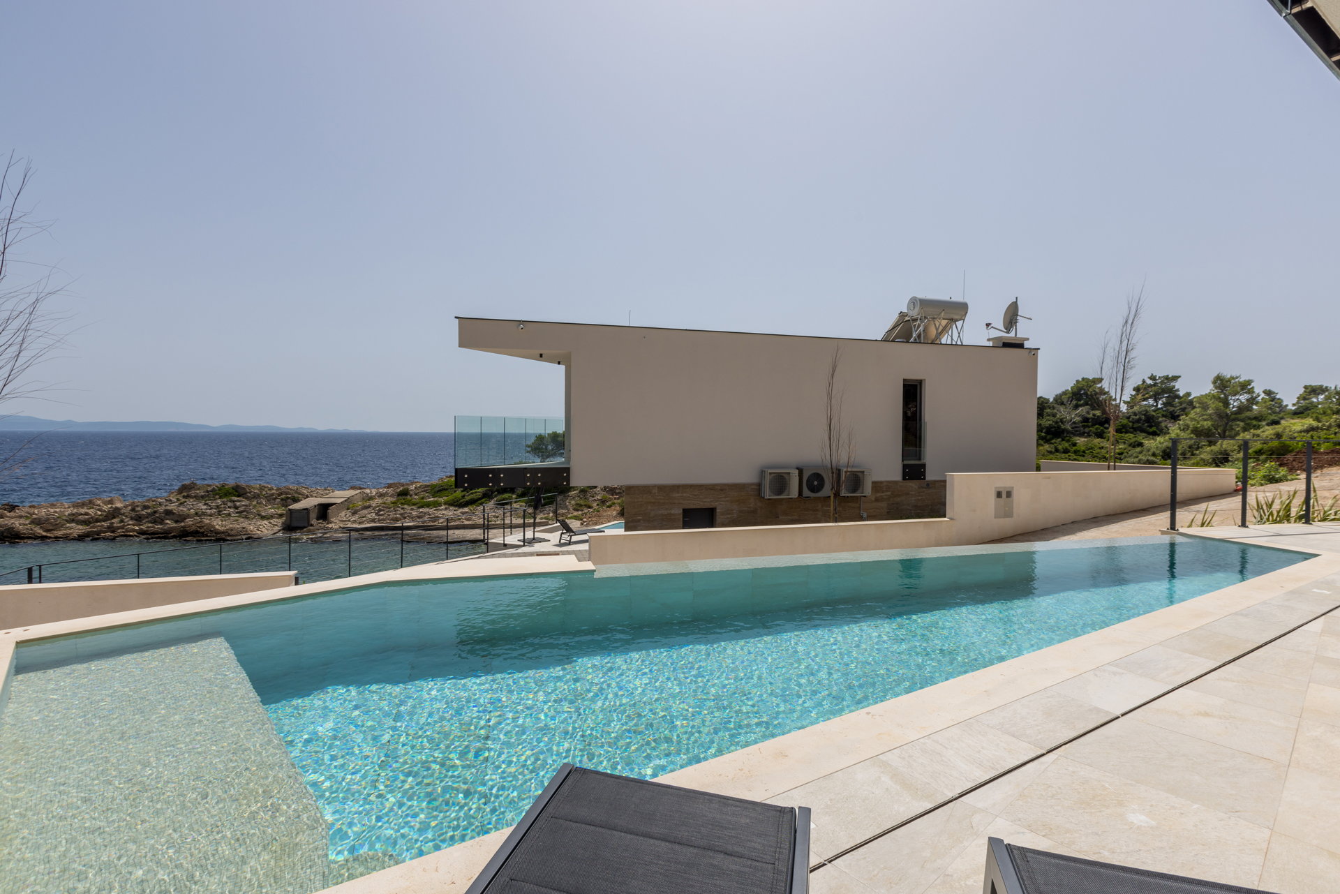 Beachfront Villa Fine Time with Pool I