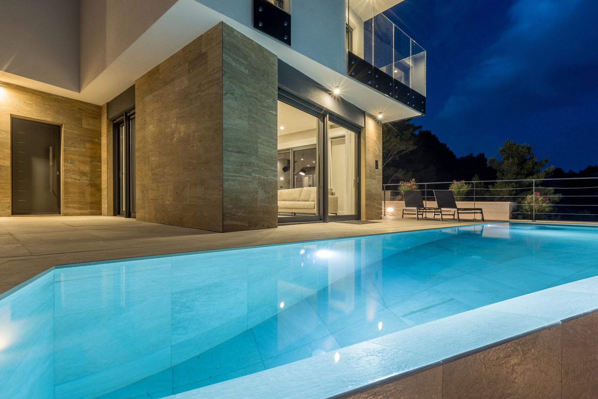 Beachfront Villa Fine Time with Pool I