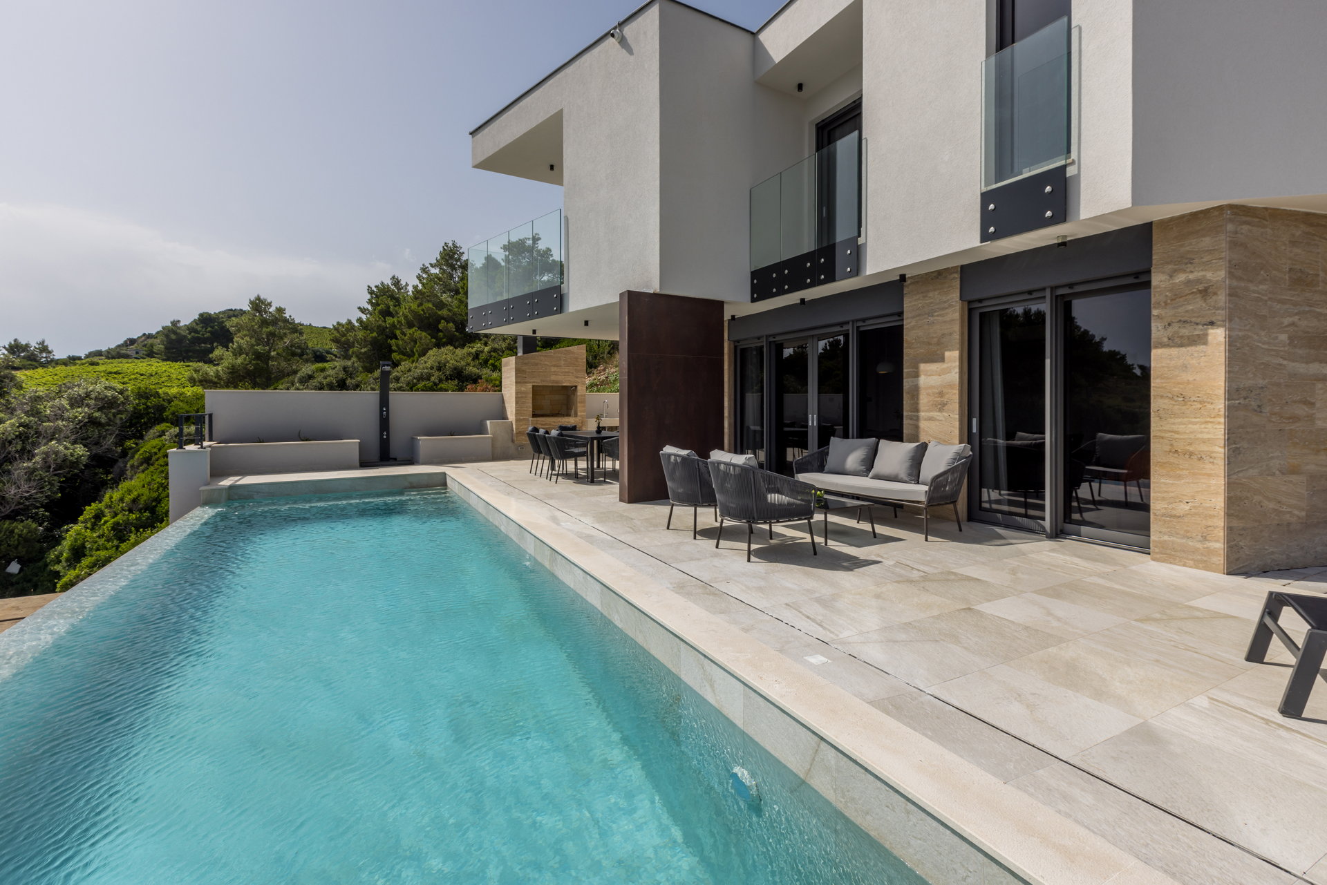 Beachfront Villa Fine Time with Pool II