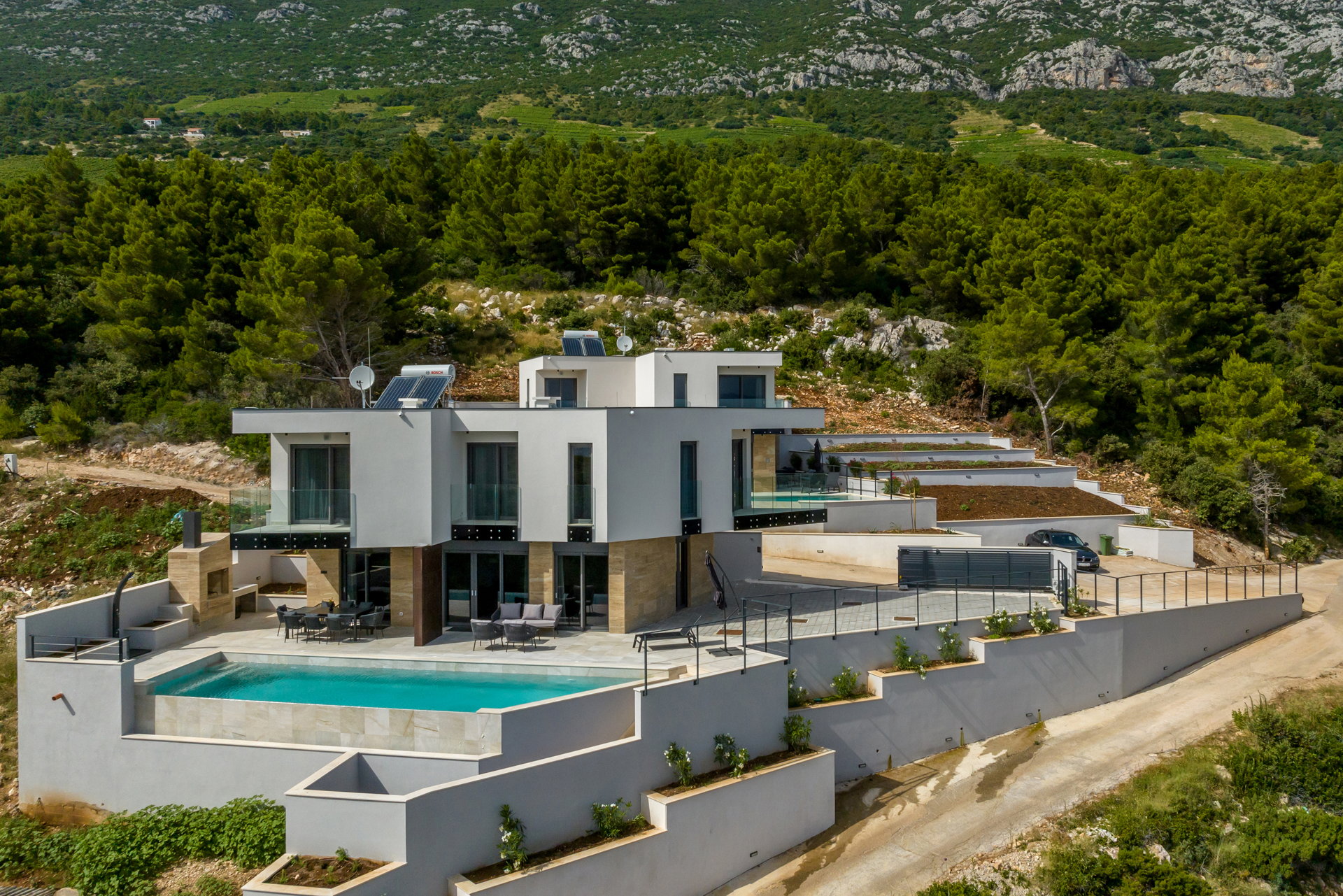 Beachfront Villa Fine Time with Pool II