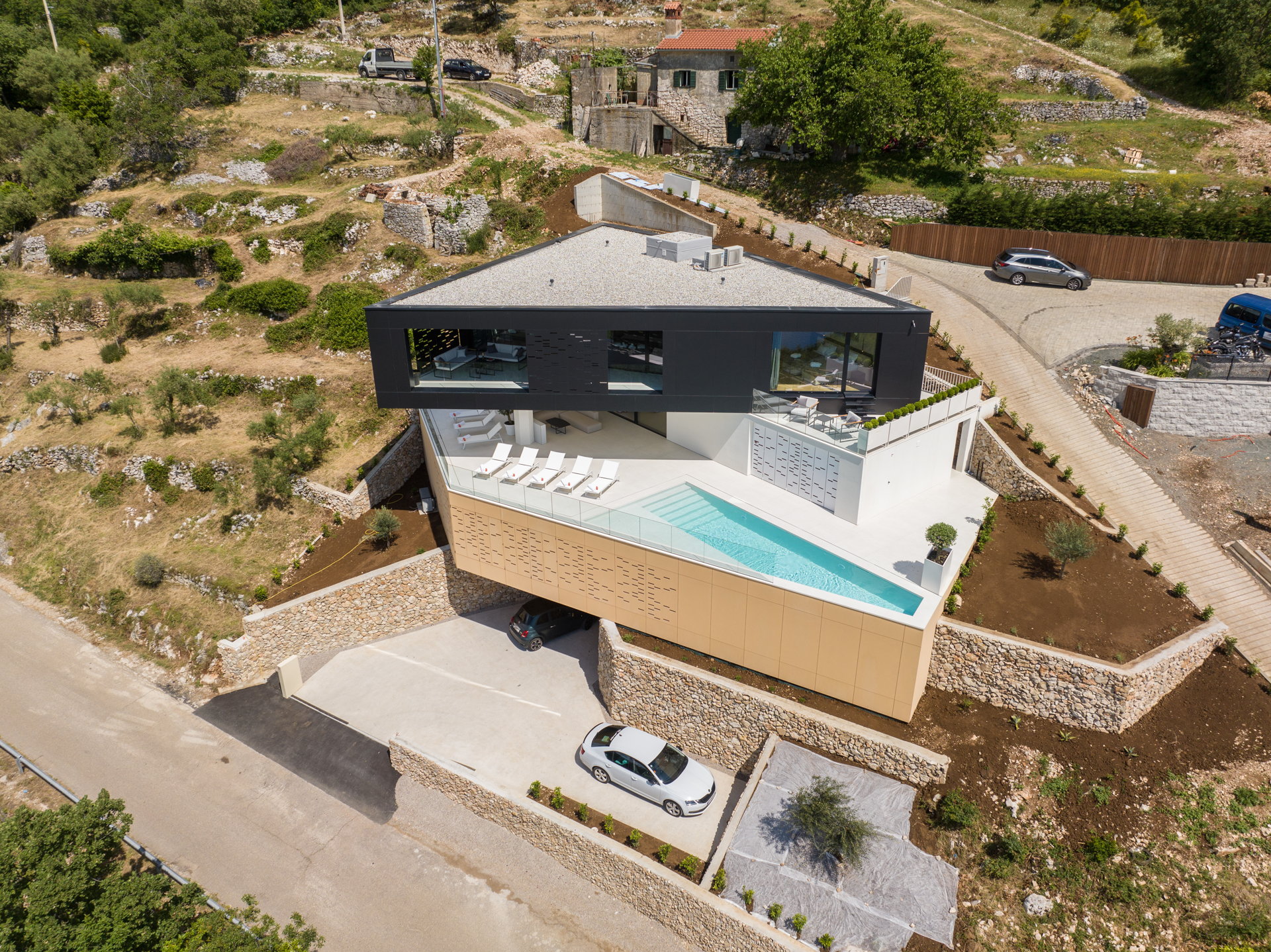 Luxury Villa Oceanic Abstraction with Pool