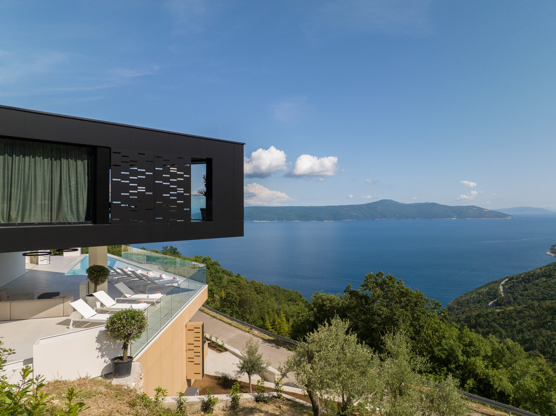 Luxury Villa Oceanic Abstraction with Pool