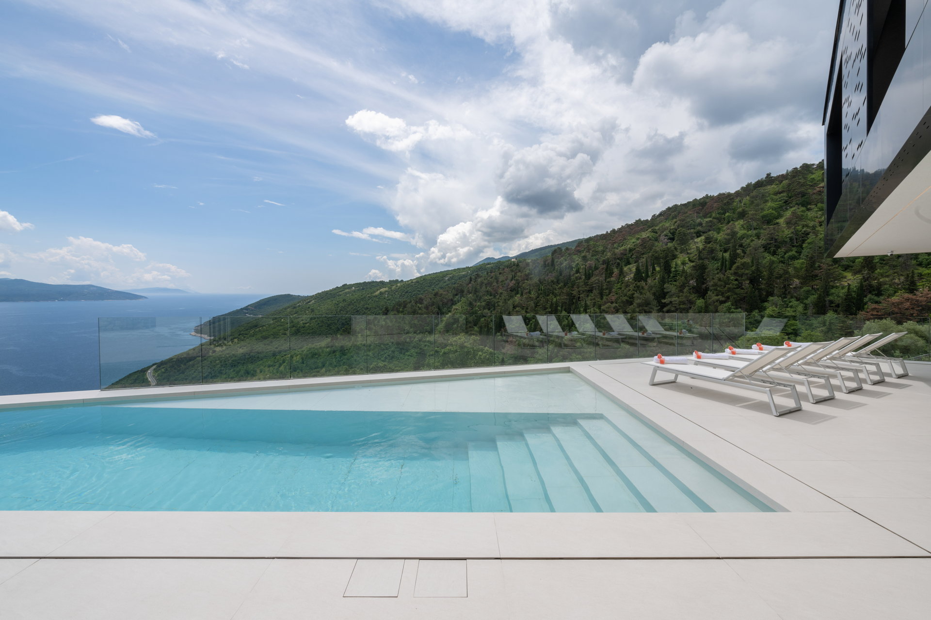 Luxury Villa Oceanic Abstraction with Pool