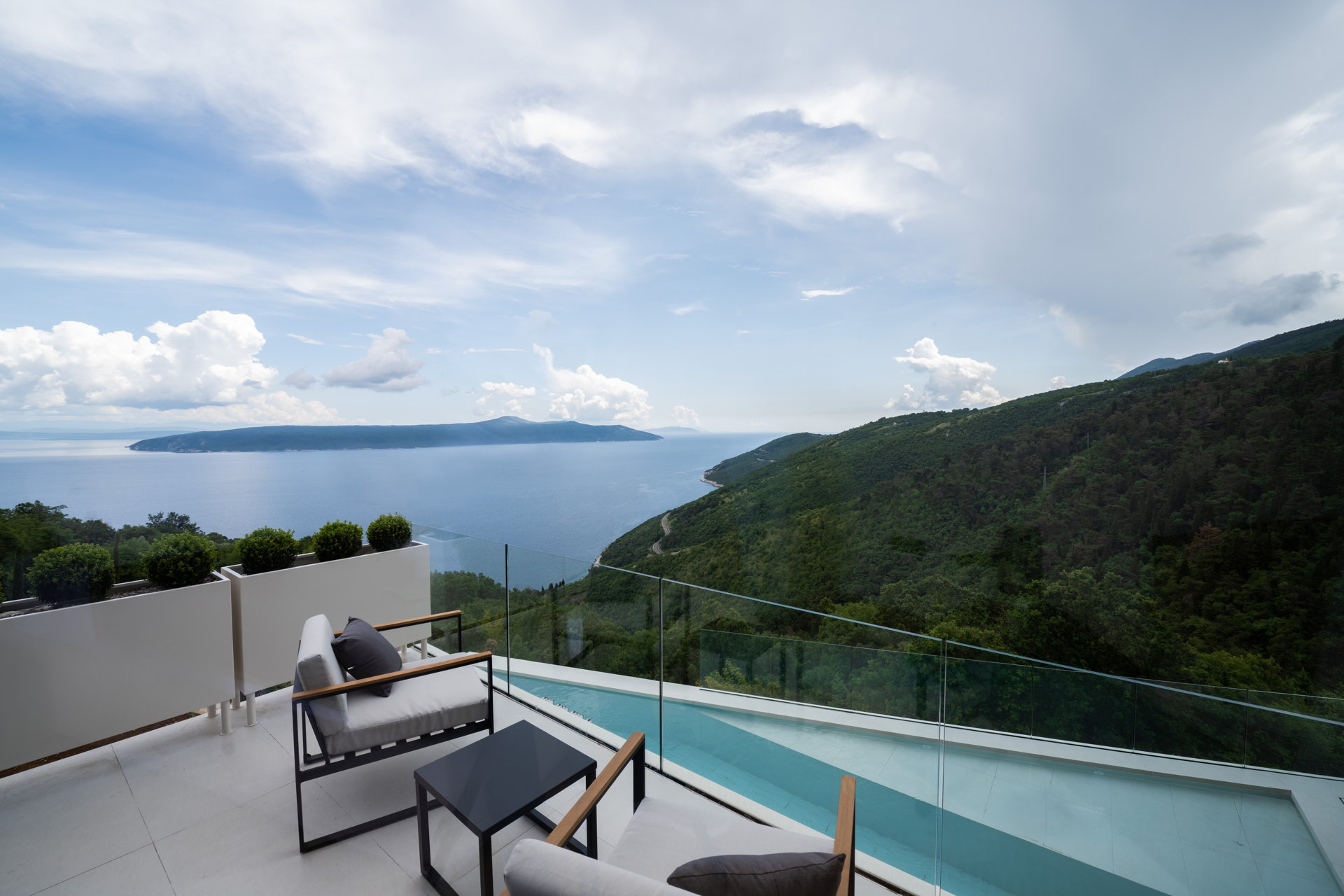 Luxury Villa Oceanic Abstraction with Pool