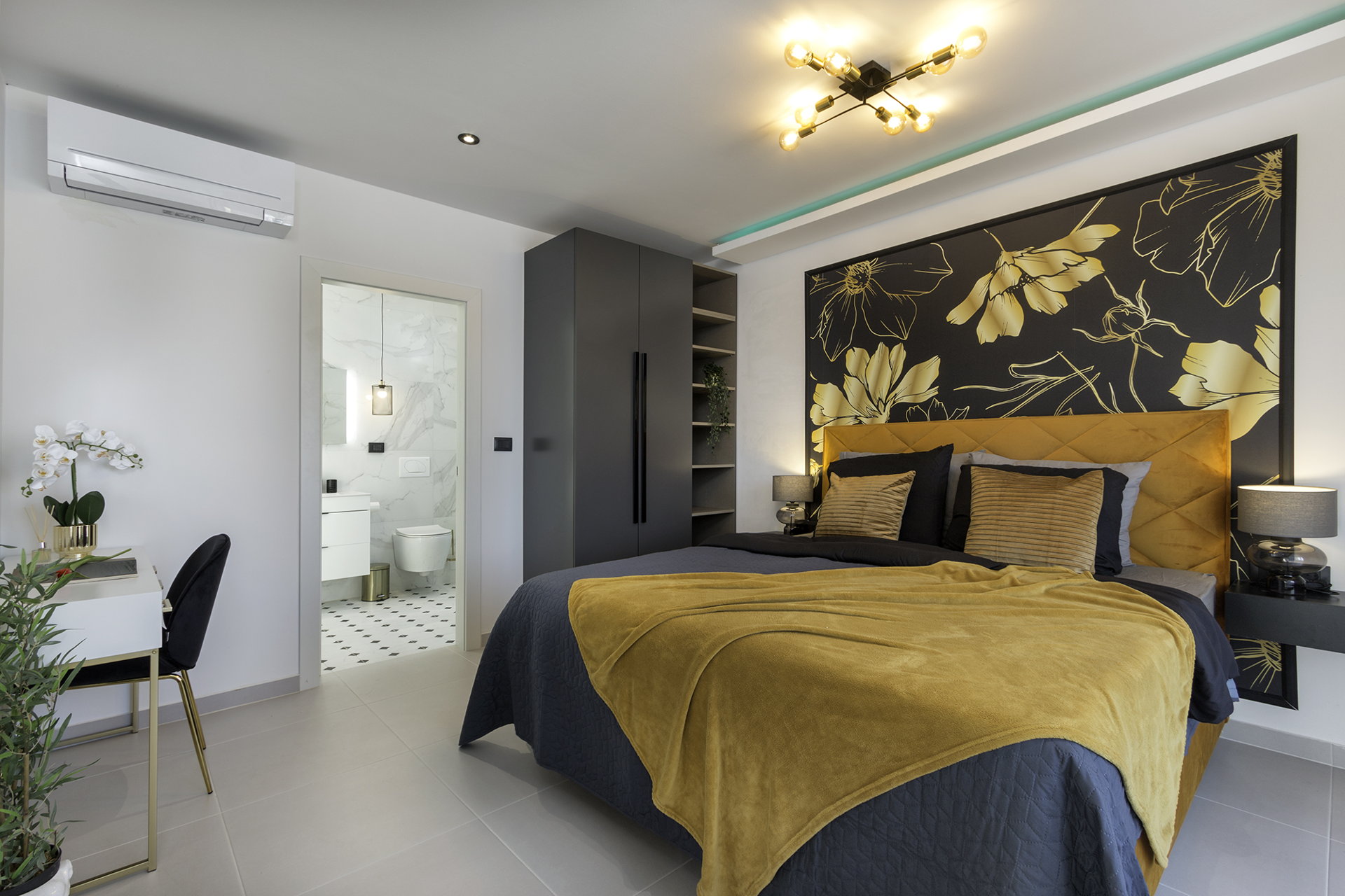 Luxury Villa Floral Elegance with Pool