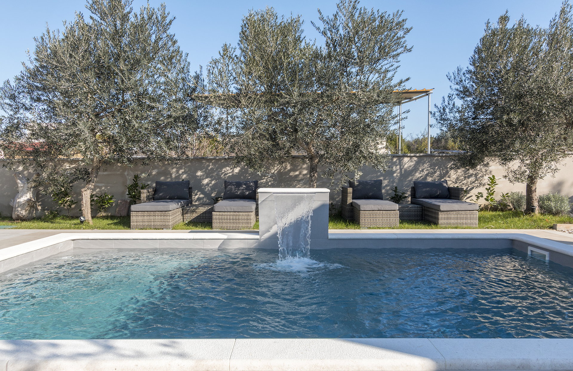 Luxury Villa Floral Elegance with Pool