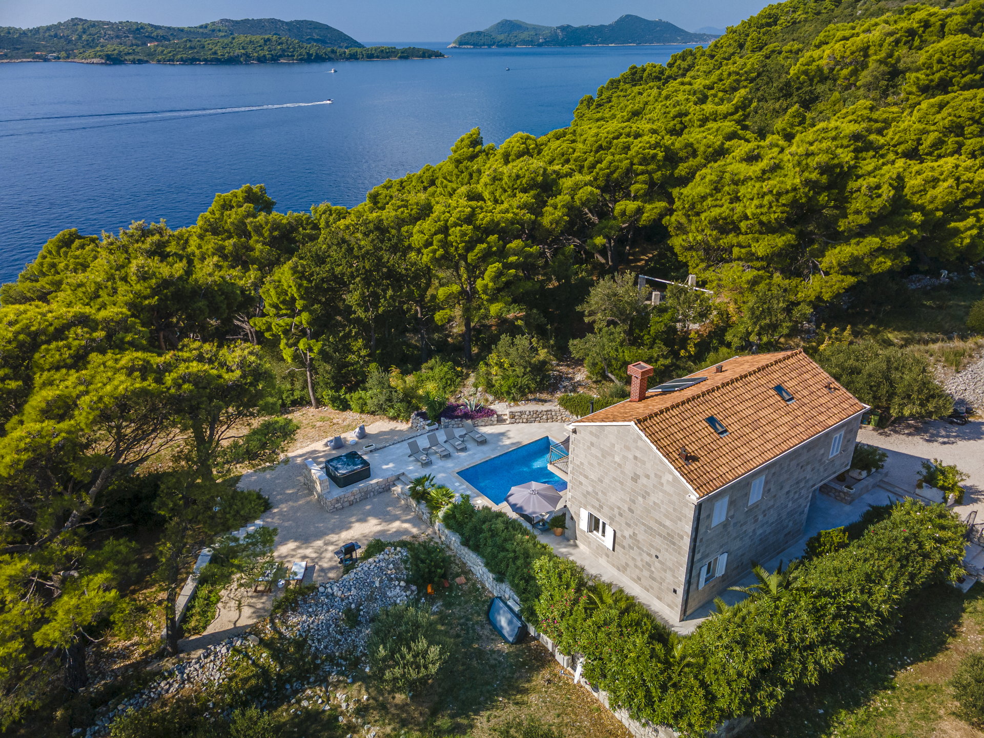 Villa Vivid Sea with Pool