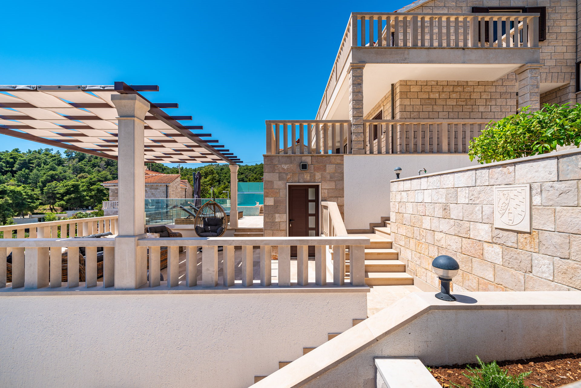 Villa Sailing Blue with Pool