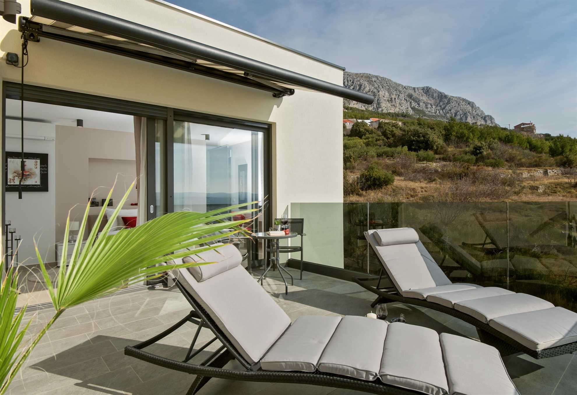 Villa Small Paradise with Swimming Pool