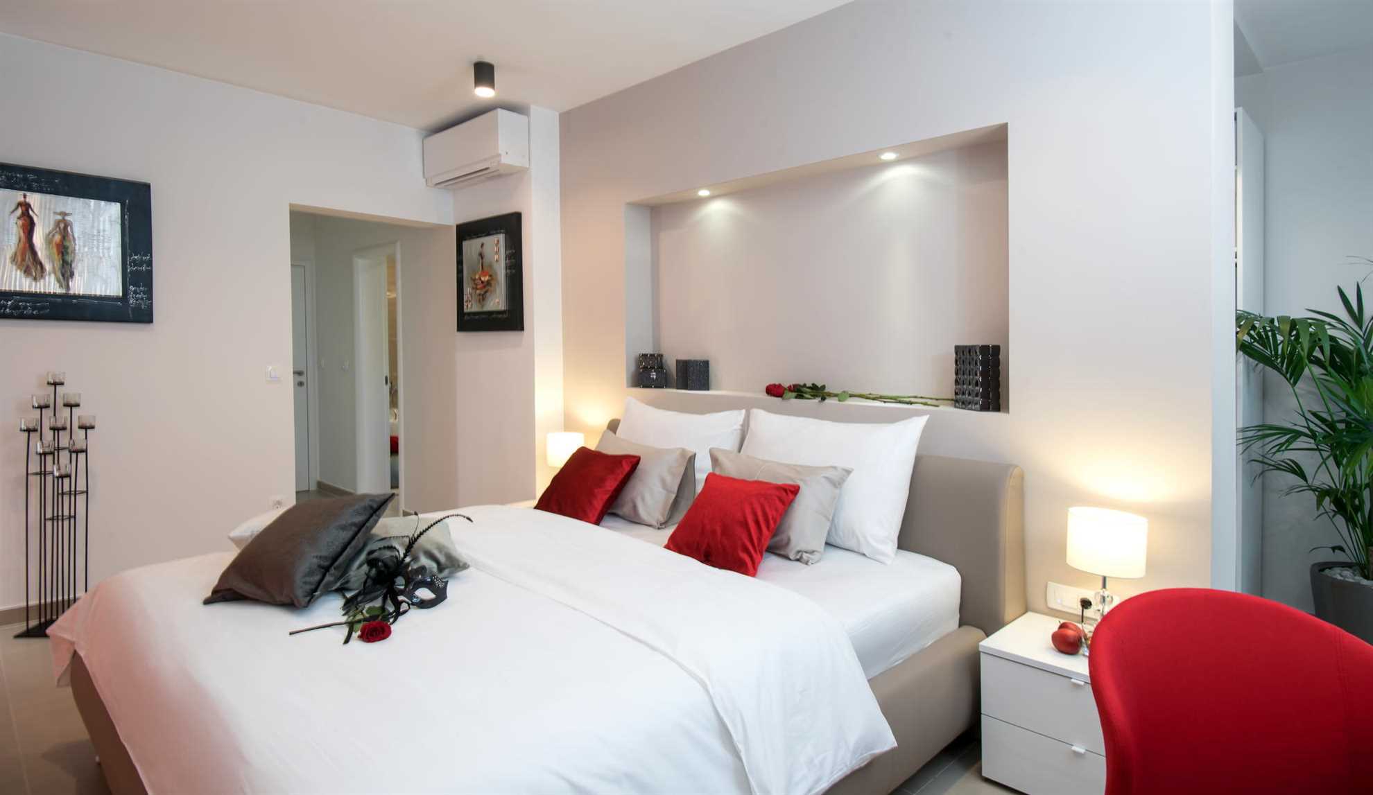 Villa Small Paradise with Swimming Pool