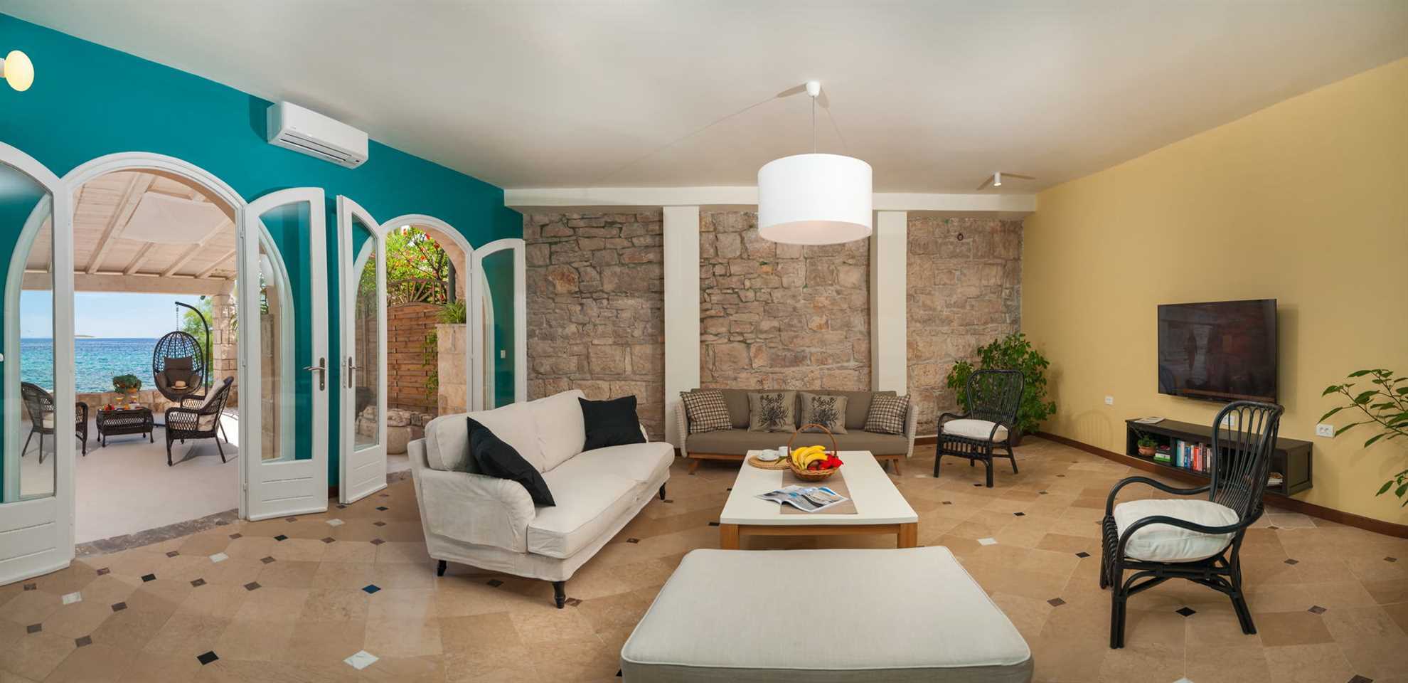 Villa Aurora with Swimming pool