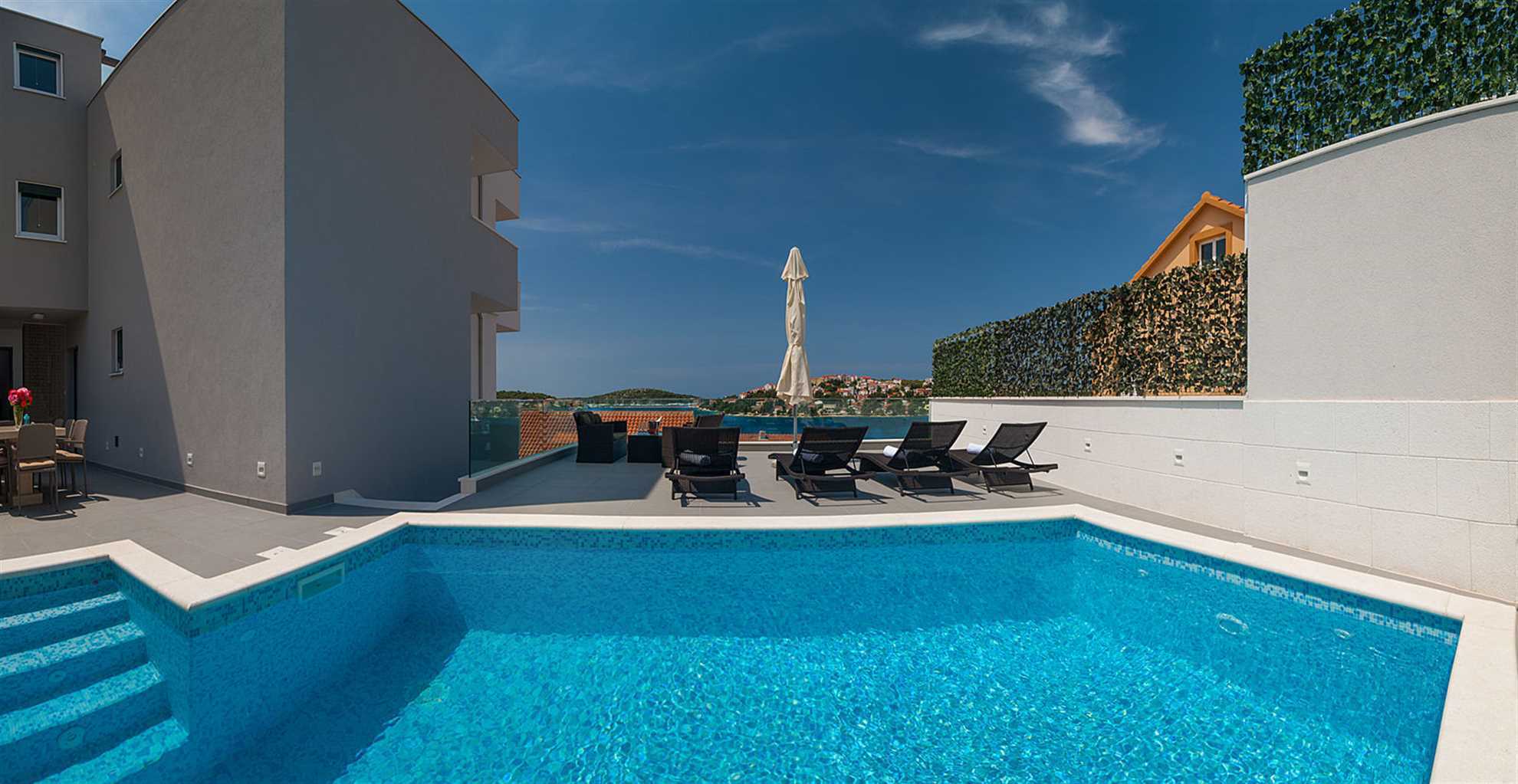 Villa Famiglia with Swimming pool