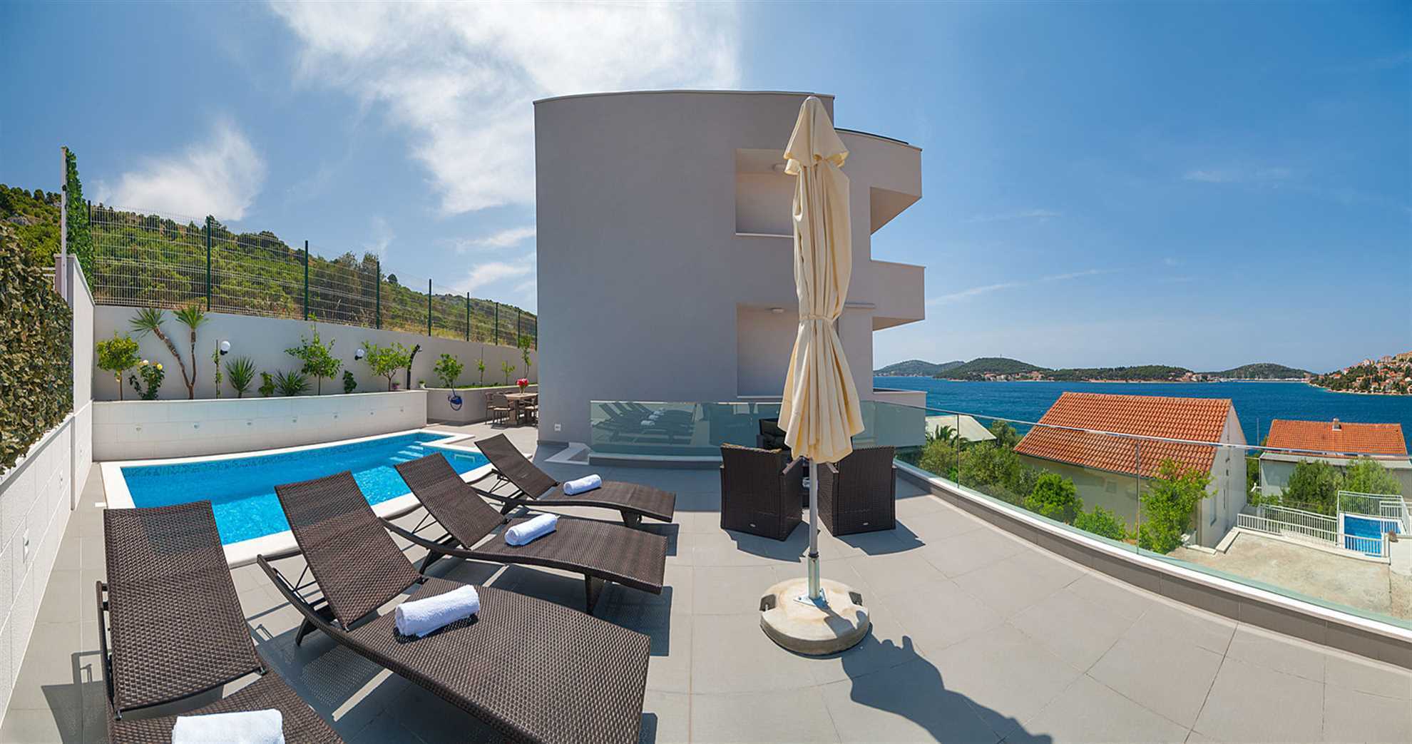Villa Famiglia with Swimming pool